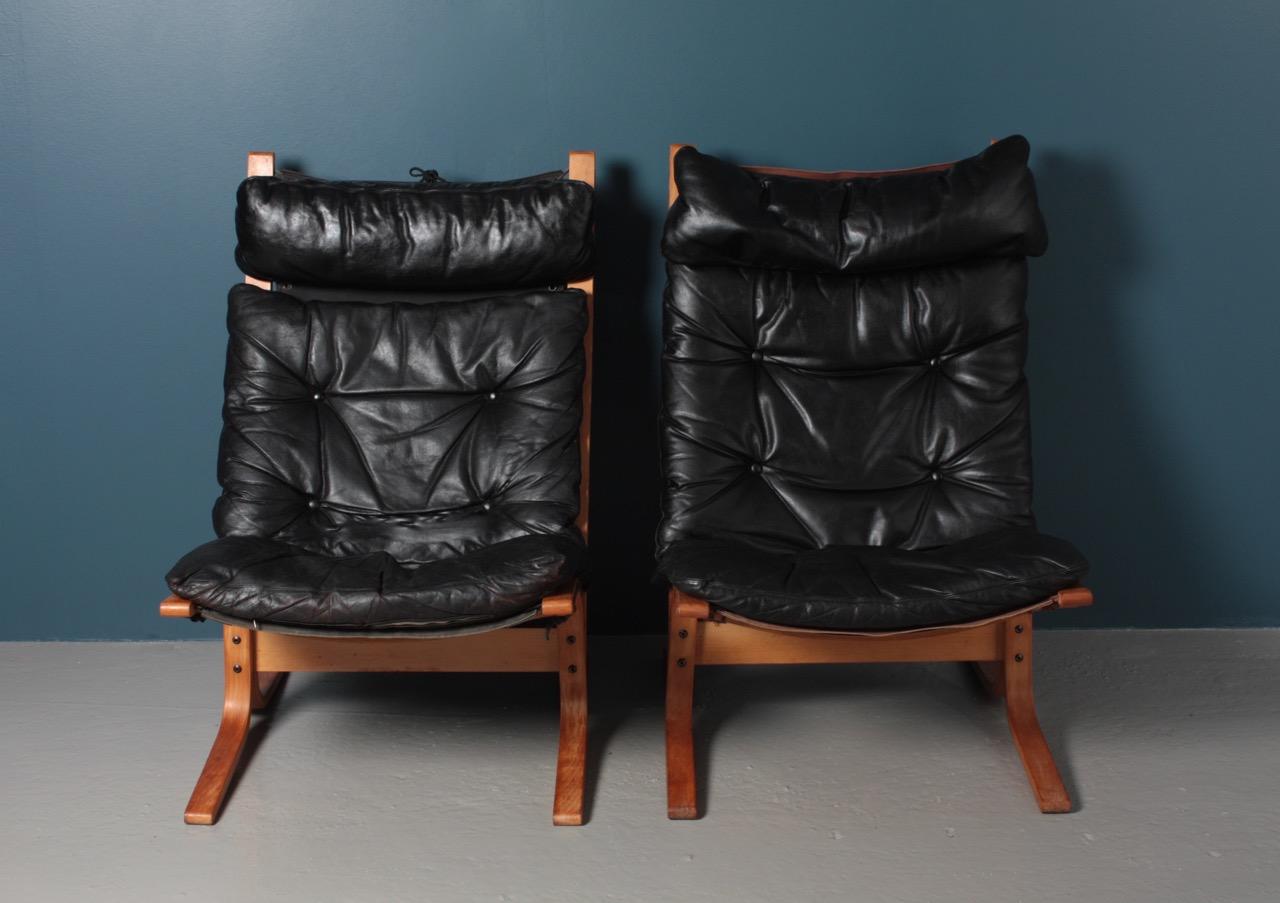 Midcentury Scandinavian Lounge Chairs in Patinated Leather by Ingmar Relling 2