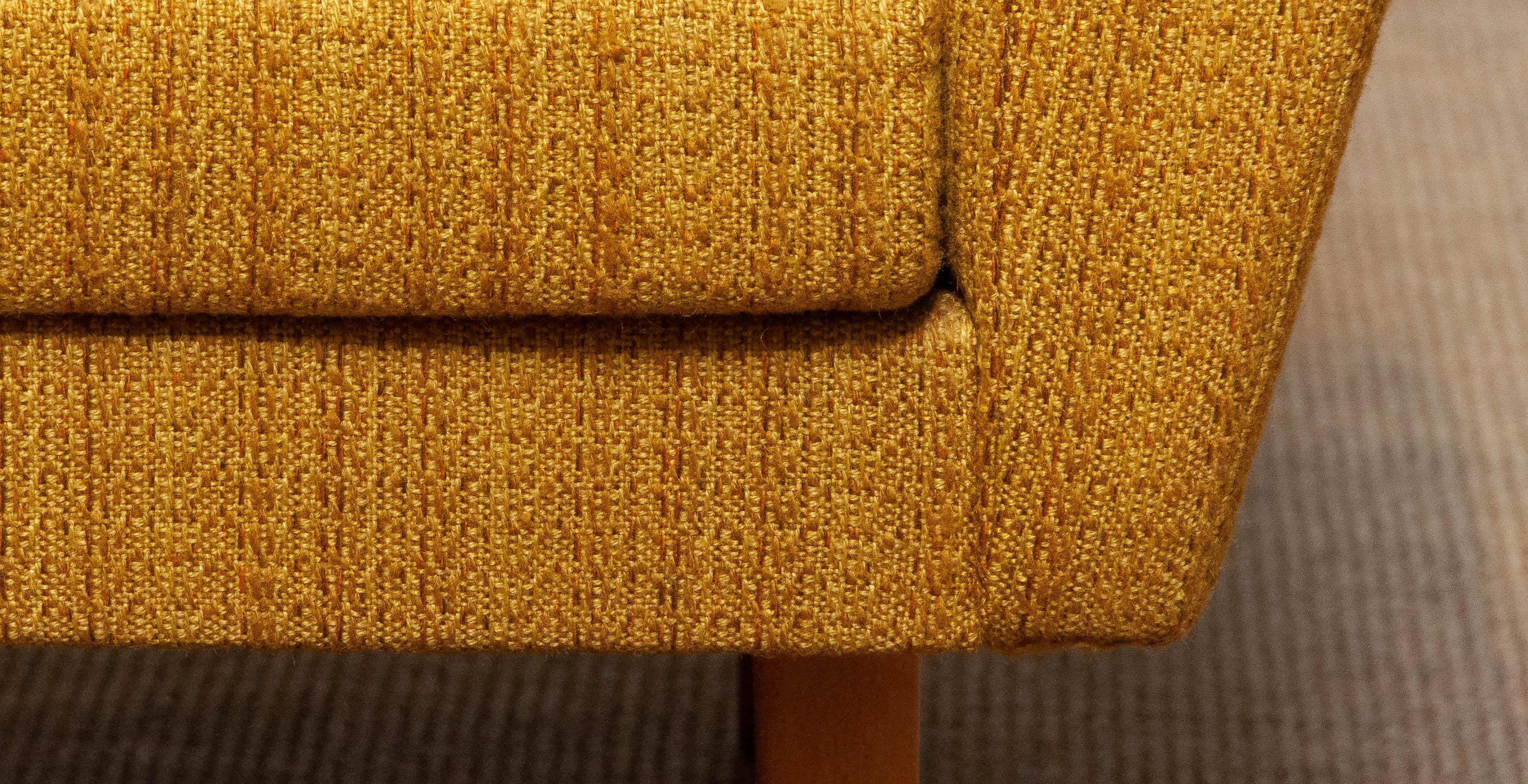 Chaise longue / Club scandinave du milieu du siècle avec pattes en teck et tissu, Danemark en vente 2
