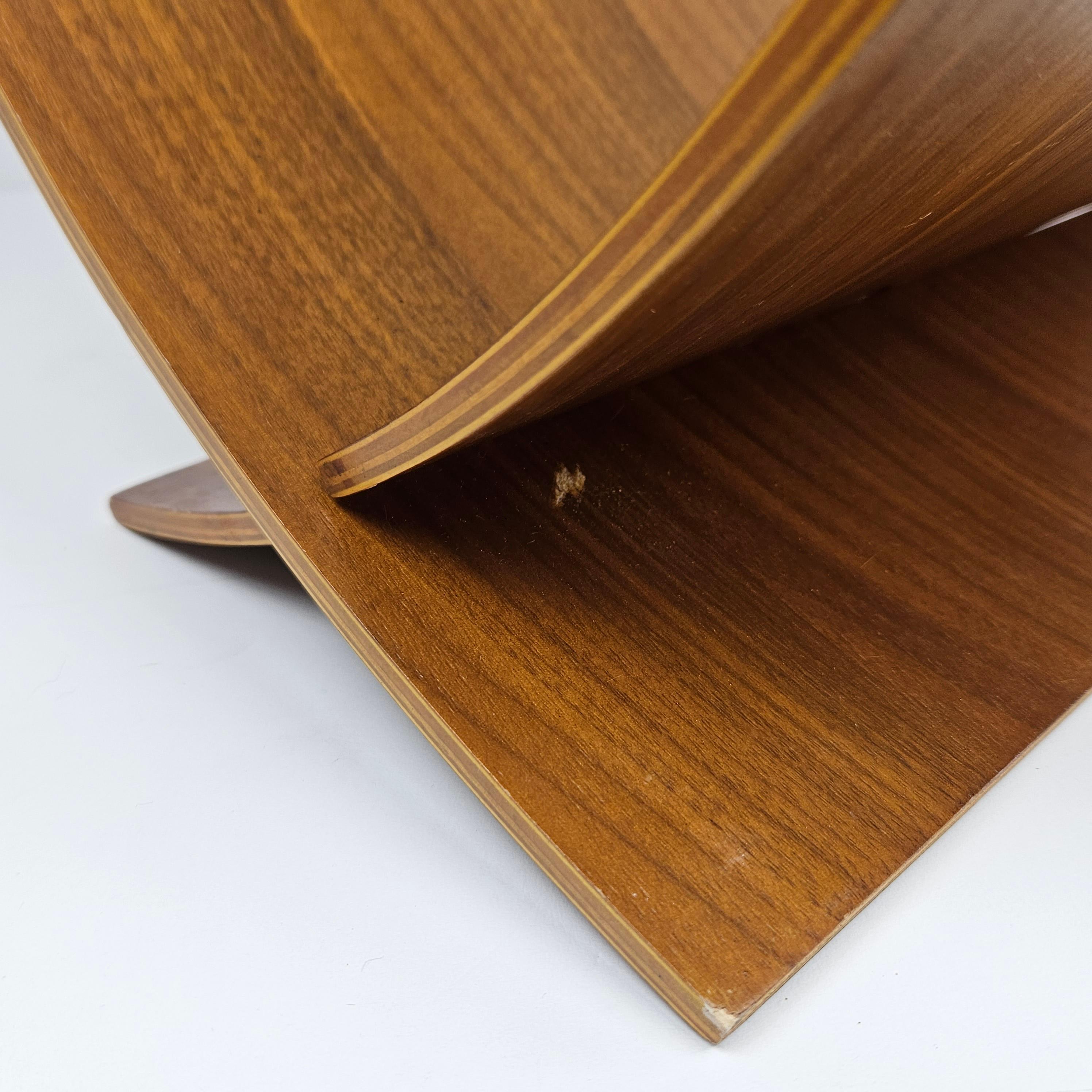 Portariviste scandinavo di metà secolo in compensato impiallacciato di teak, anni '70 in vendita 3