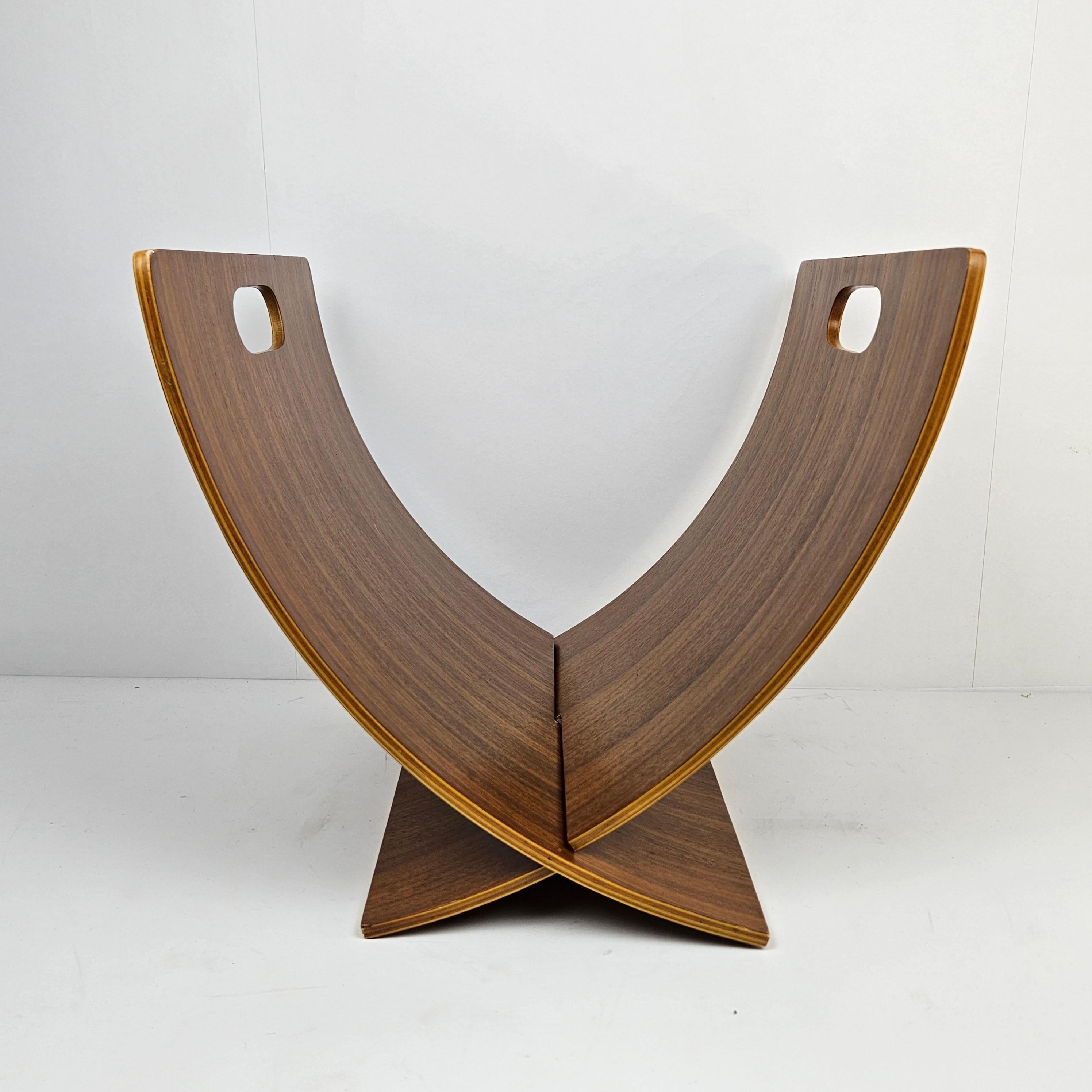 Mid-Century moderno Portariviste scandinavo di metà secolo in compensato impiallacciato di teak, anni '70 in vendita