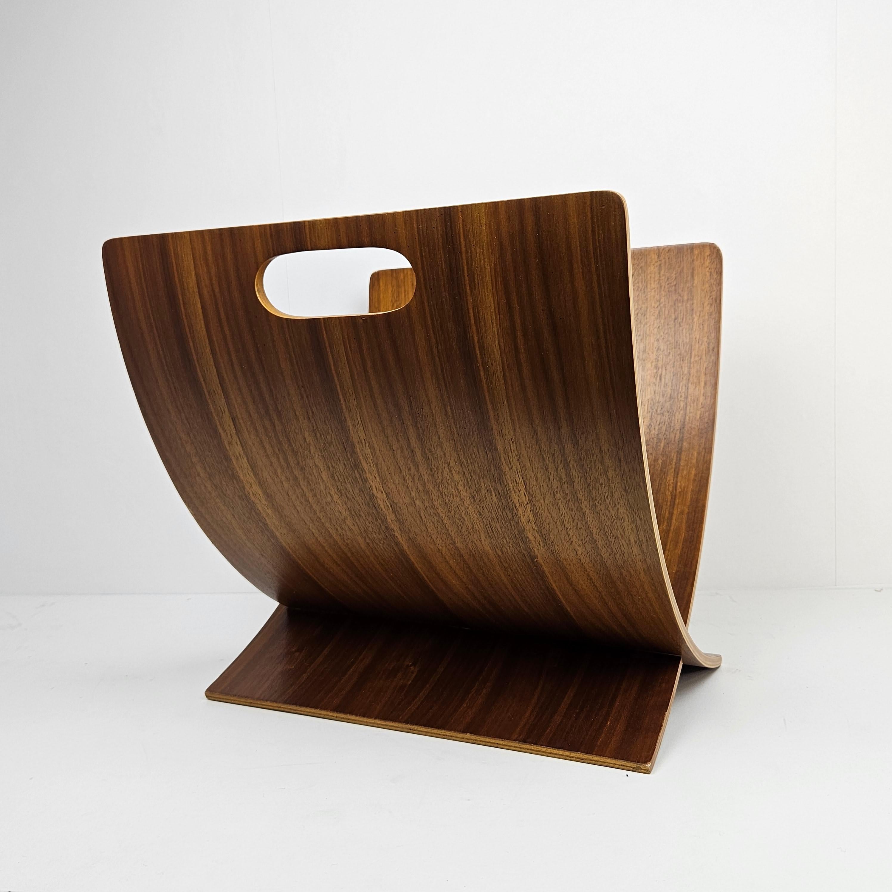 Portariviste scandinavo di metà secolo in compensato impiallacciato di teak, anni '70 in vendita 1