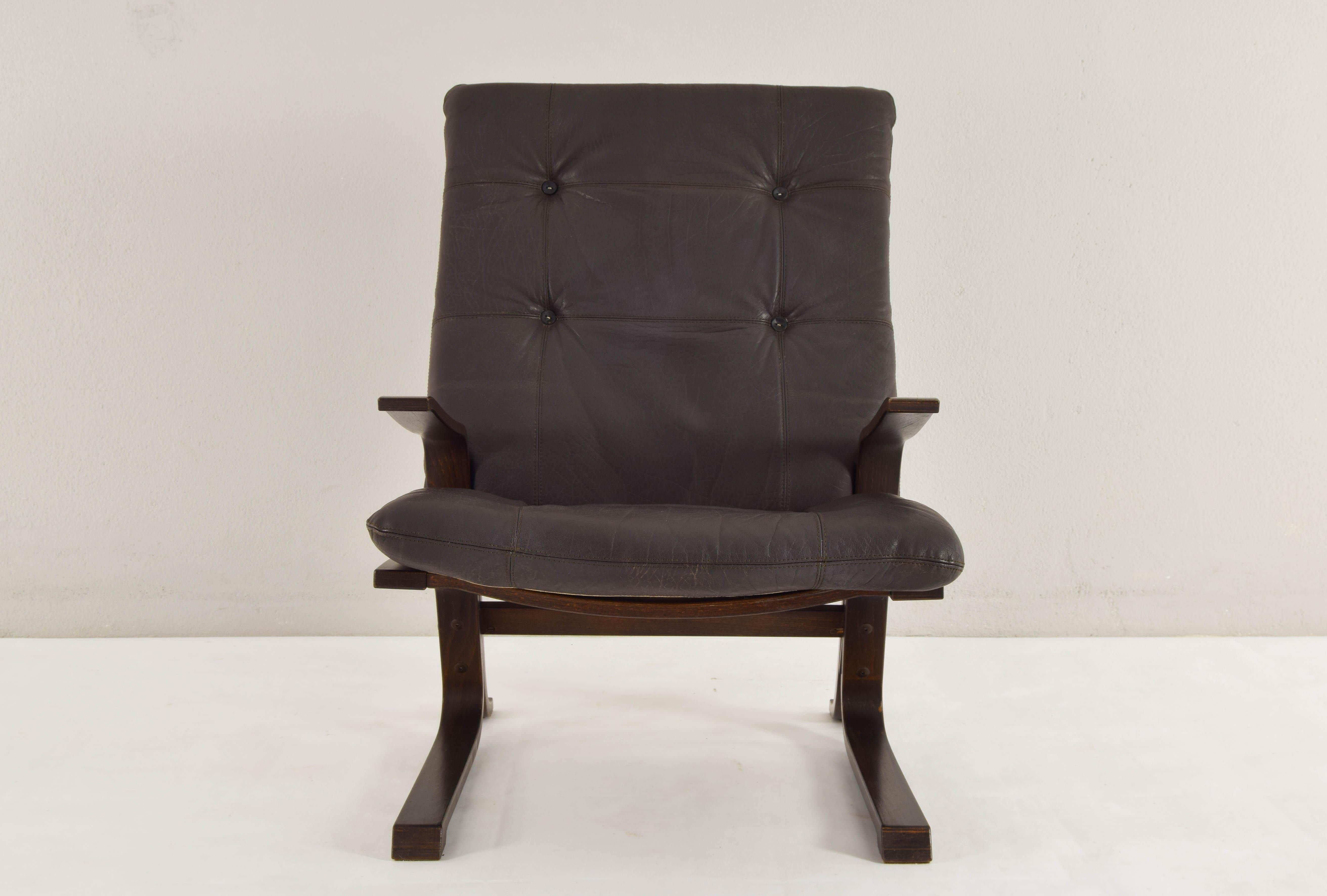 Midcentury Scandinavian Modern Bentwood and Brown Leather Armchair, Norway 1970s 3