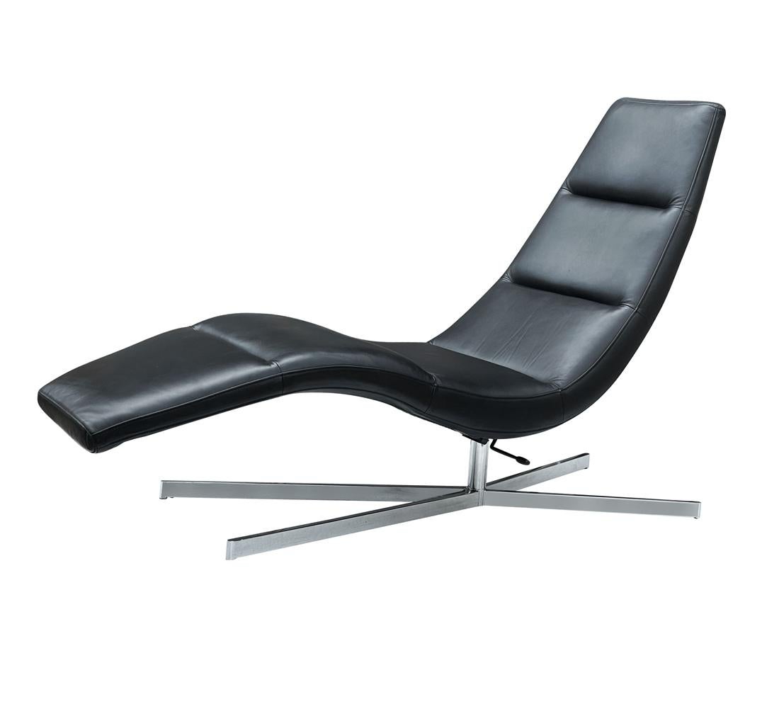 Danish Mid Century Scandinavian Modern Black Leather & Chrome Base Chaise Lounge Chair For Sale