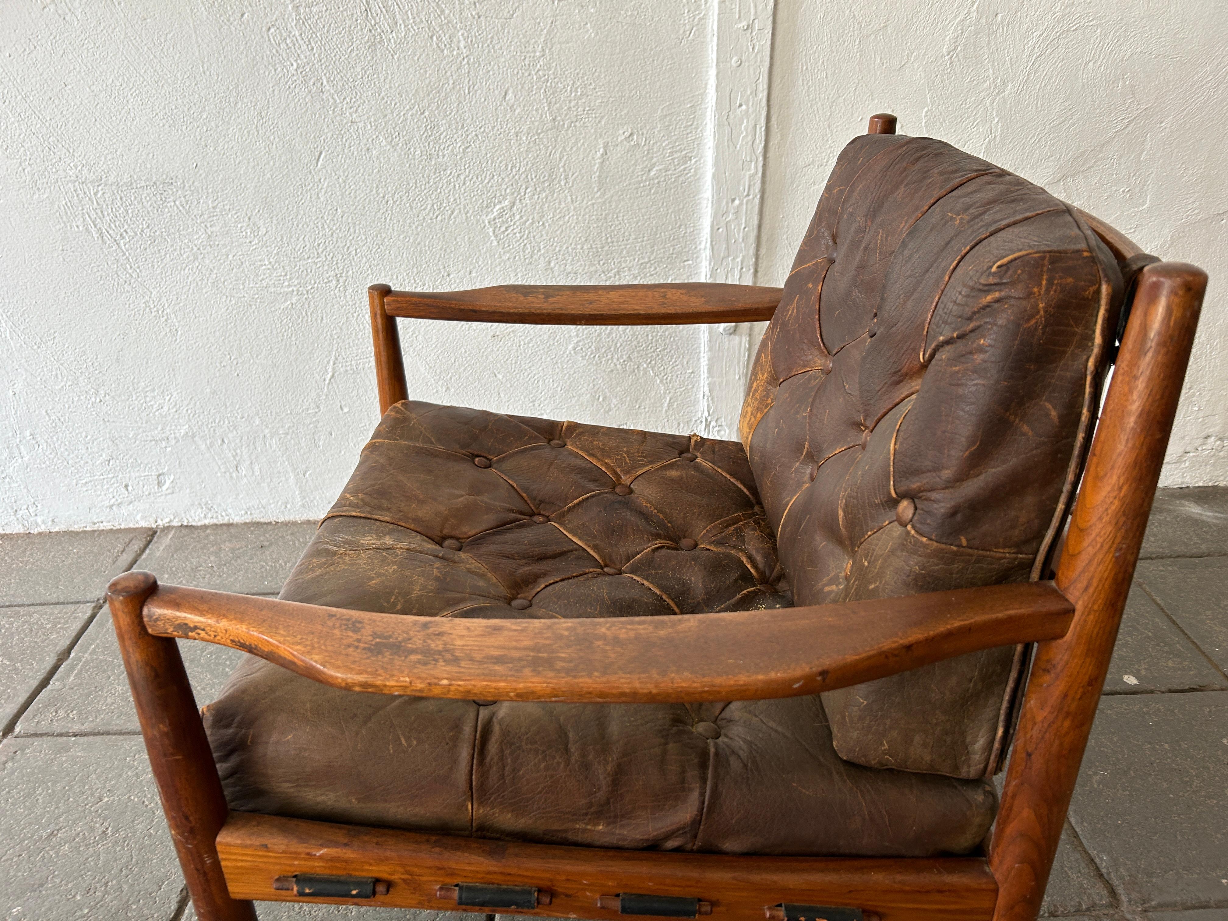 Skandinavischer moderner Loungesessel aus braunem Leder von Ingemar Thillmark aus der Mitte des Jahrhunderts im Zustand „Gut“ im Angebot in BROOKLYN, NY