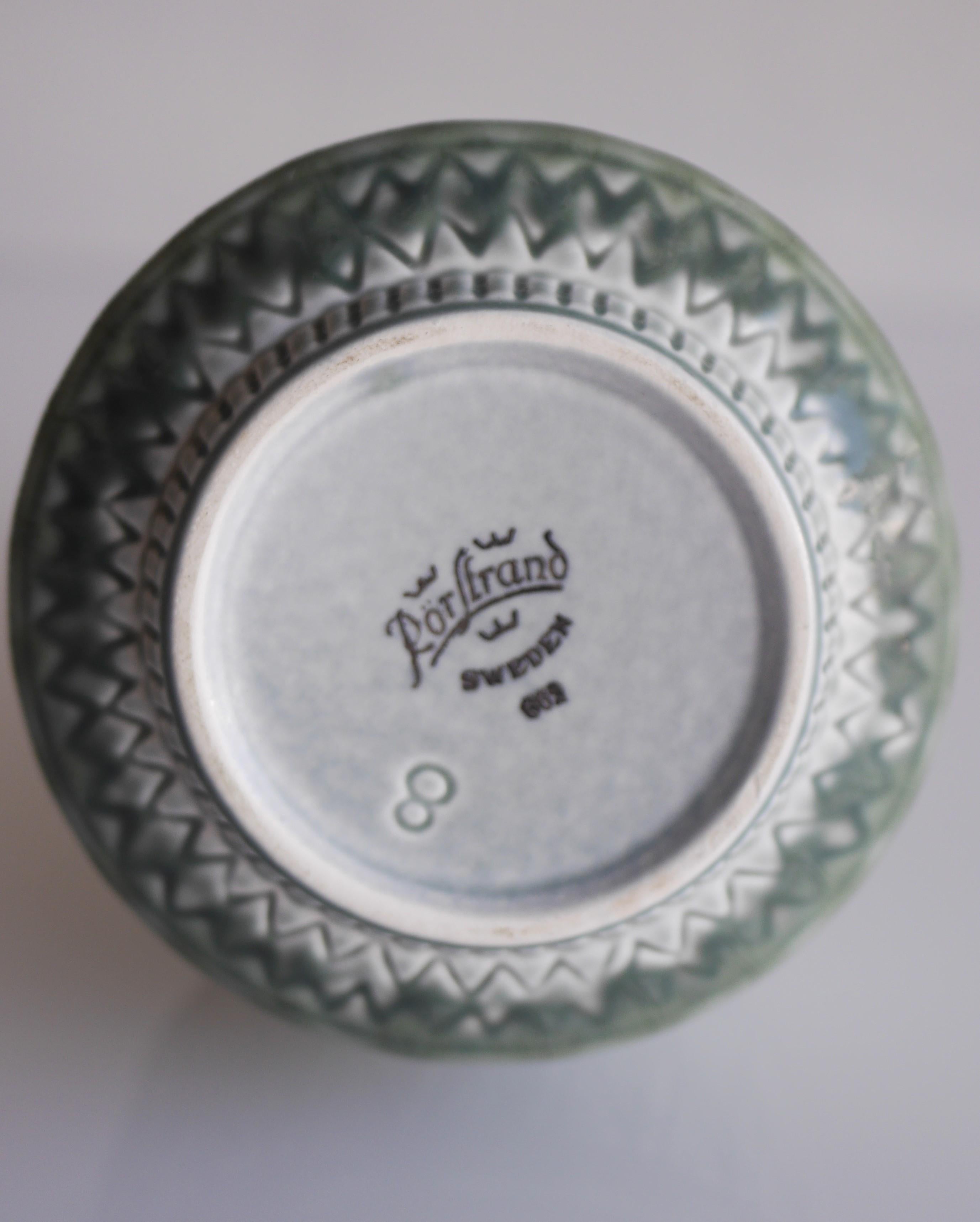Smaltato Vaso in ceramica di metà secolo The Modern Scandinavian, Gunnar Nylund, Rörstrand, Svezia in vendita