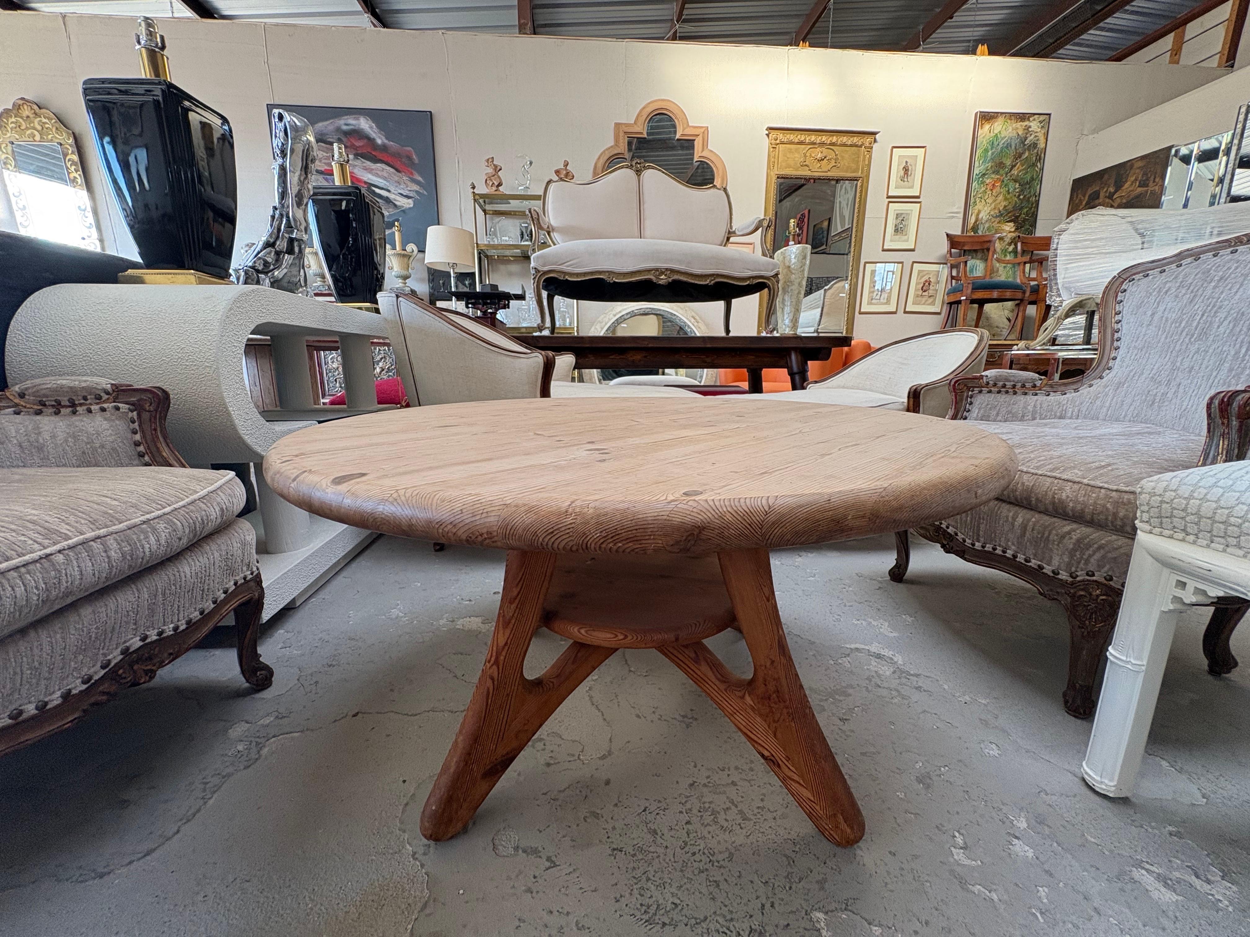 Mid-Century Modern The Modern Scandinavian Modern Coffee Table en vente