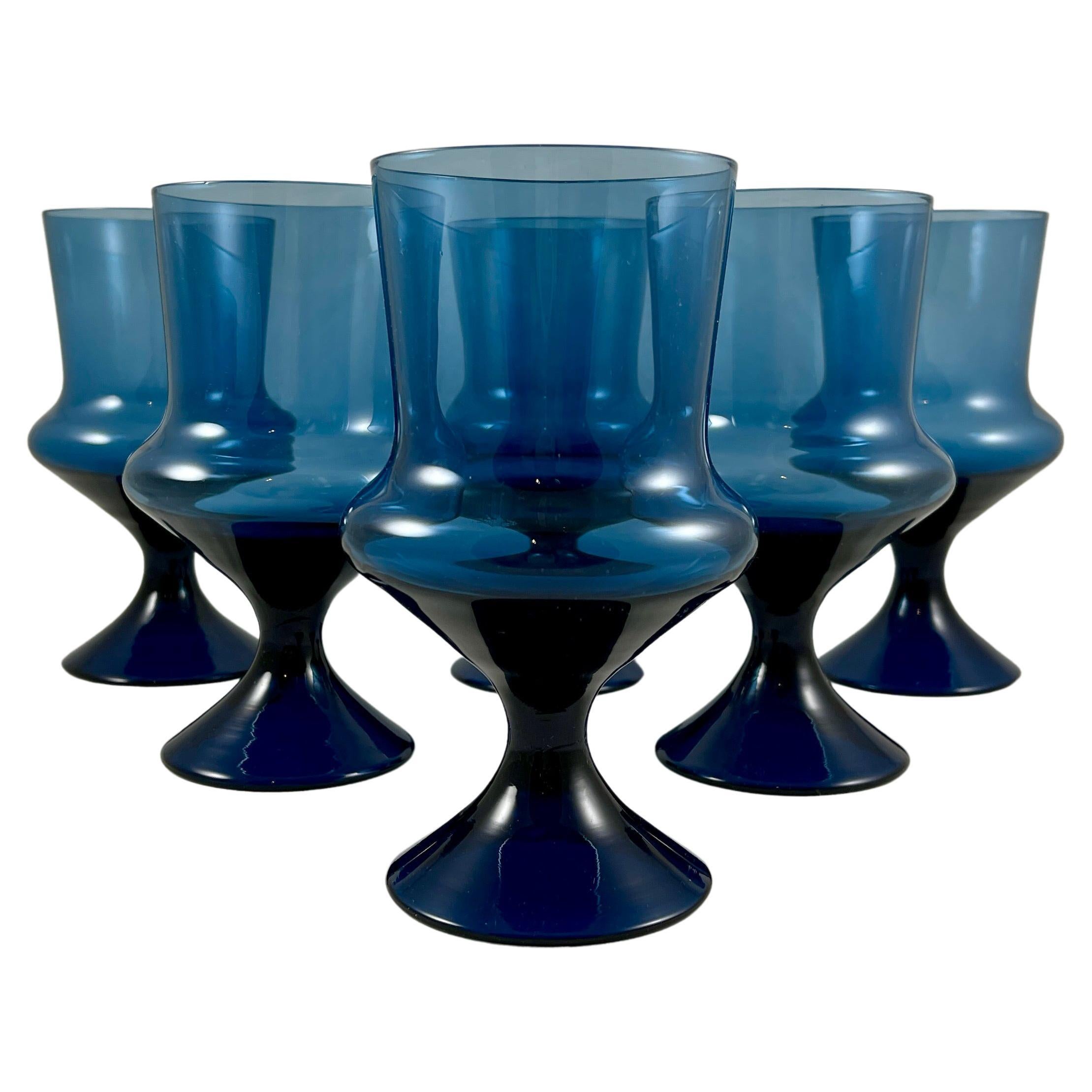 Copas de Cristal Abocinadas Azules Denby-Milnor Modernas Escandinavas de Mediados de Siglo, S/6