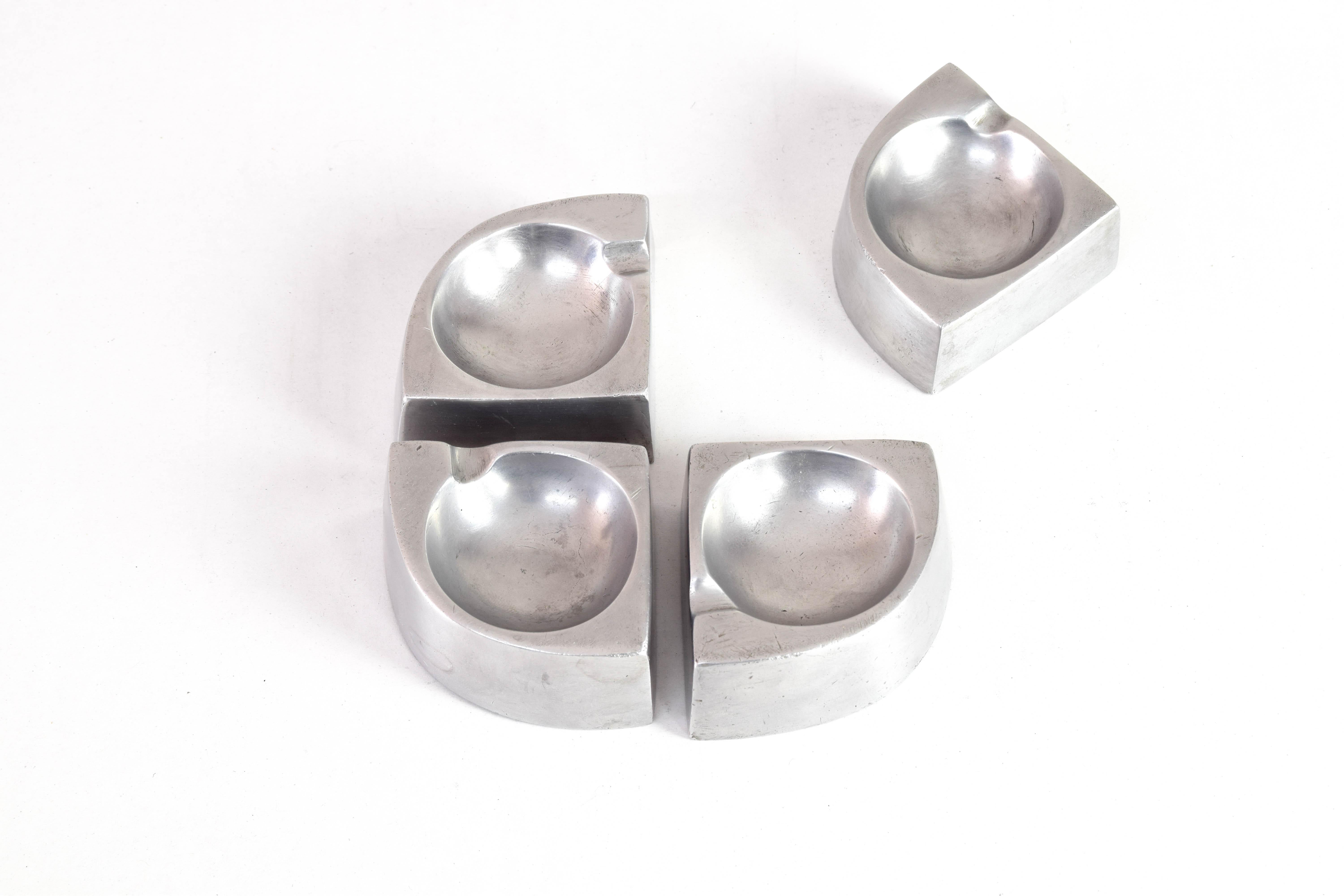 Mid Century Scandinavian Modern Handcrafted Aluminum Four Piece Ashtray, 1960 For Sale 5
