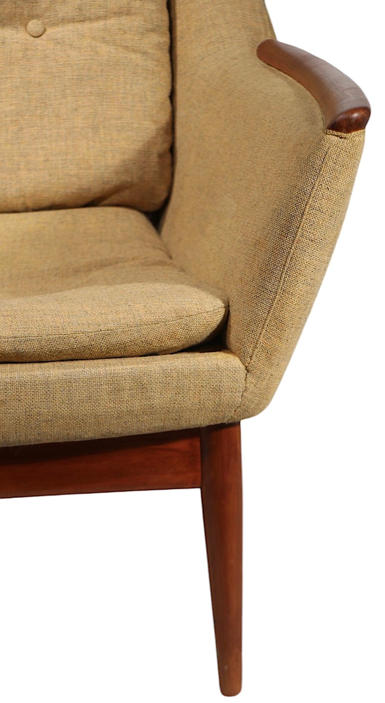 Mid Century Scandinavian Modern  Hjelle Hielle Lounge Chair Made in Norway 5