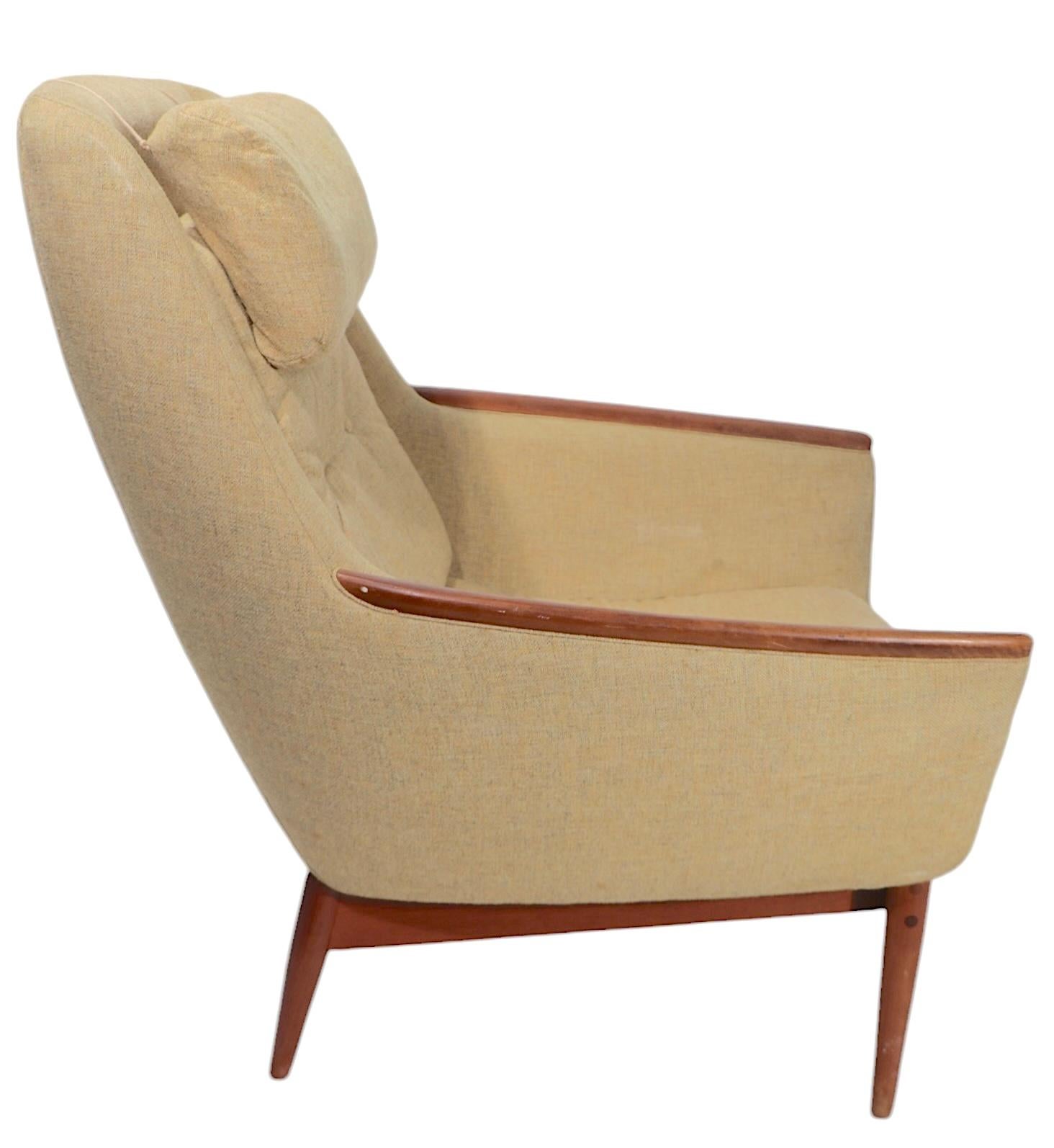 Mid Century Scandinavian Modern  Hjelle Hielle Lounge Chair Made in Norway 10