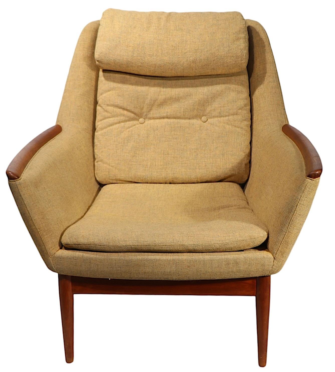 Mid Century Scandinavian Modern  Hjelle Hielle Lounge Chair Made in Norway 2