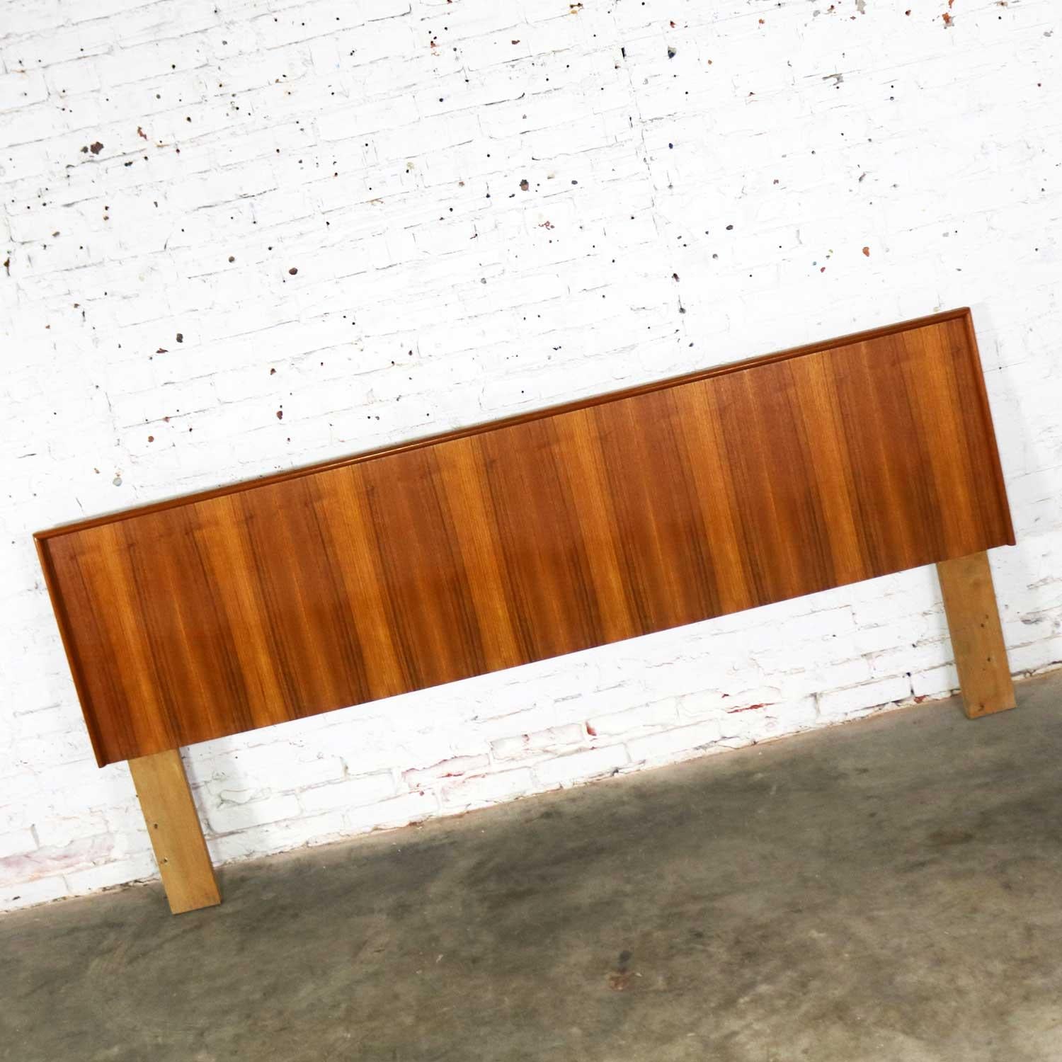 Midcentury Scandinavian Modern King Size Headboard in Teak In Good Condition In Topeka, KS