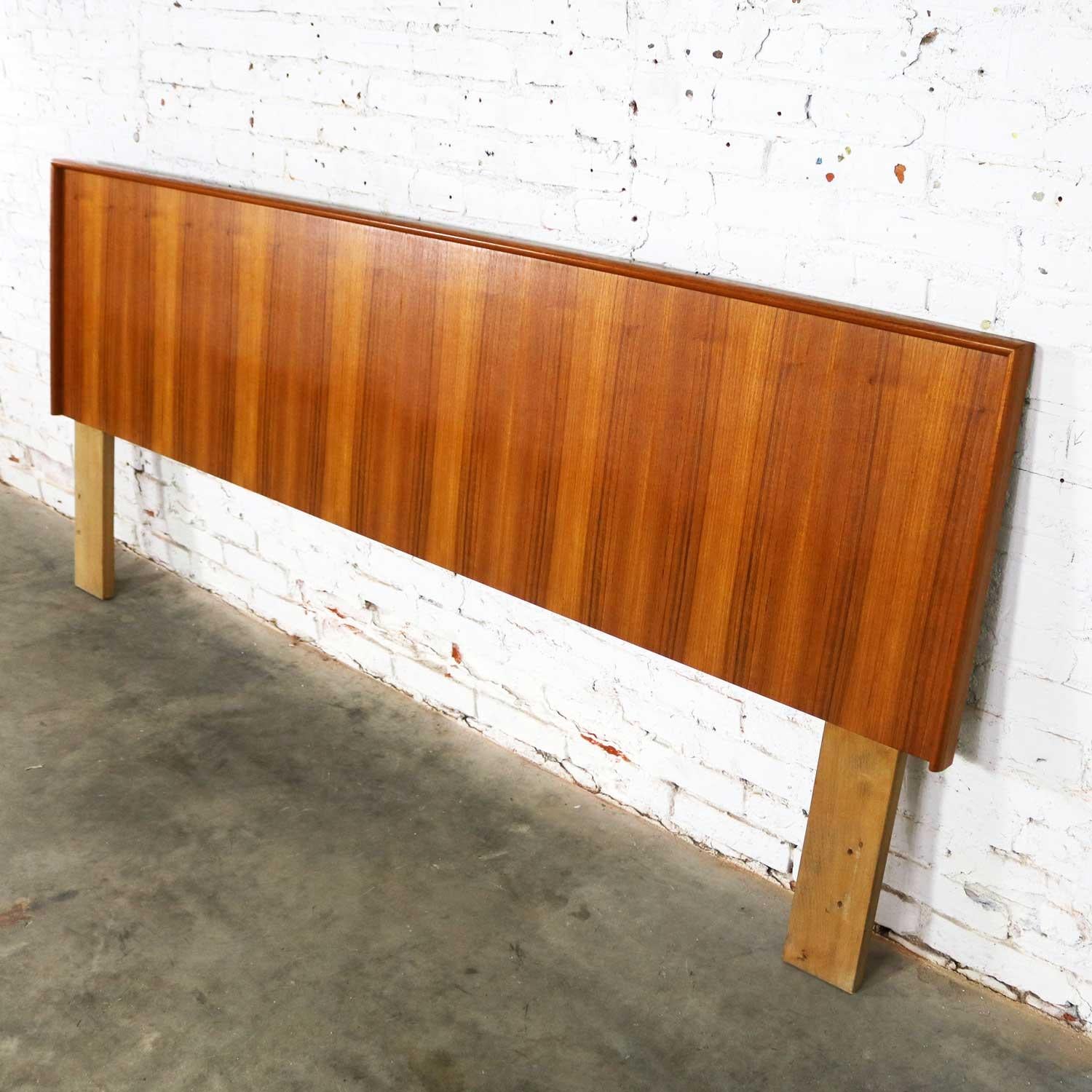 Midcentury Scandinavian Modern King Size Headboard in Teak 2