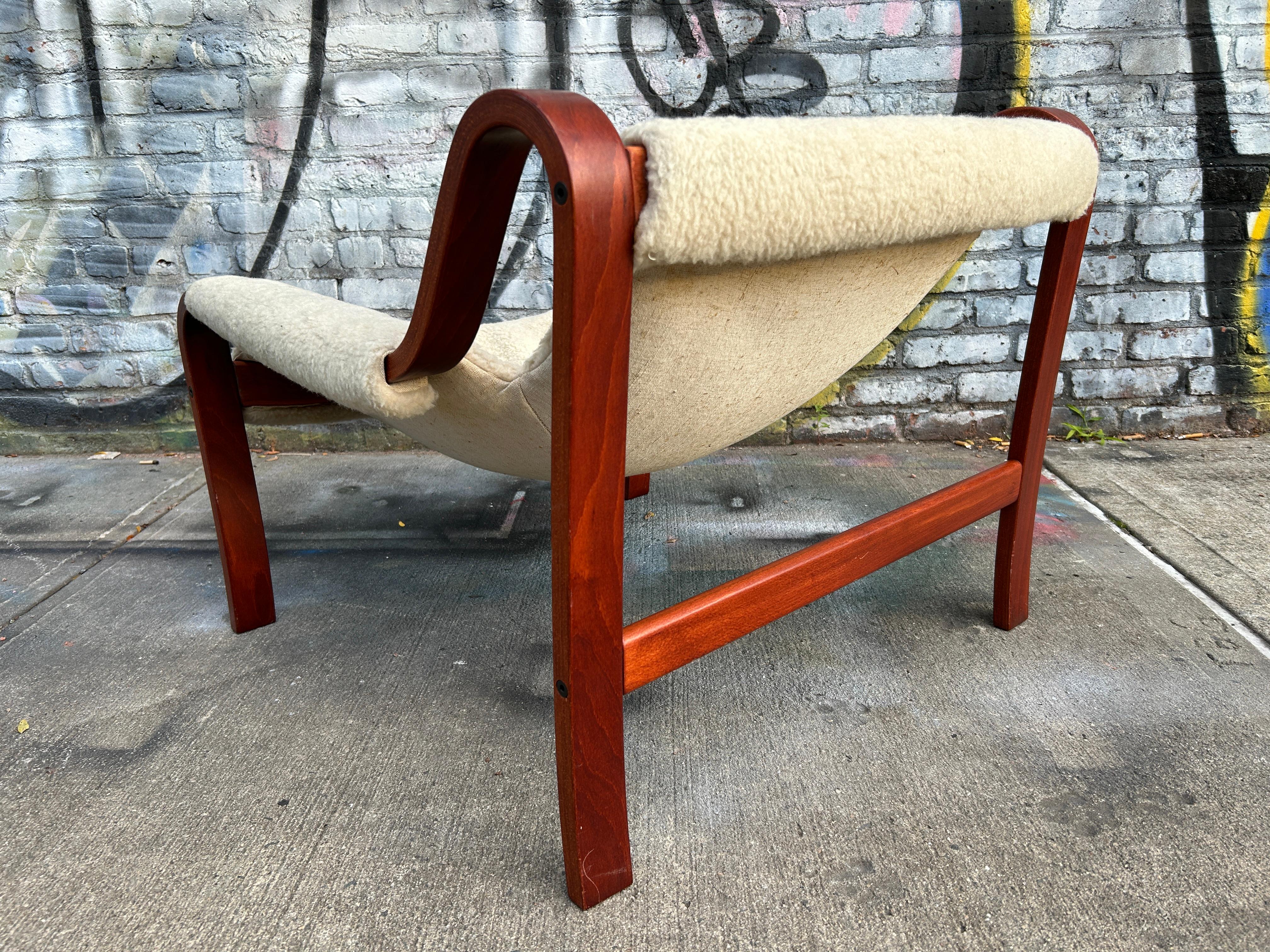 Woodwork Mid Century Scandinavian Modern Low Bentwood Sherpa Sling Lounge Chair