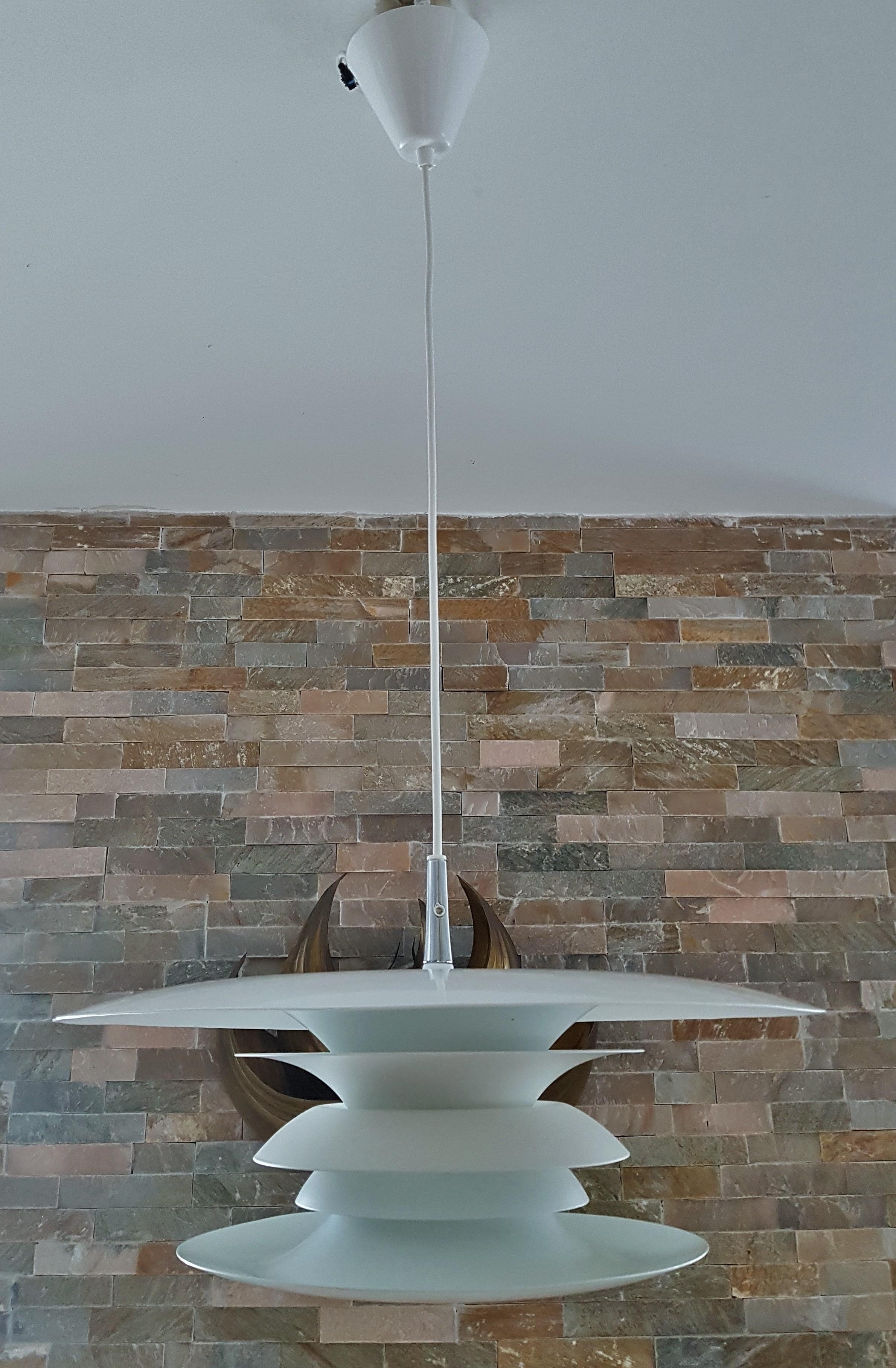 Ciondolo di metà secolo The Modern Scandinavian, Danimarca 1960 in vendita 3