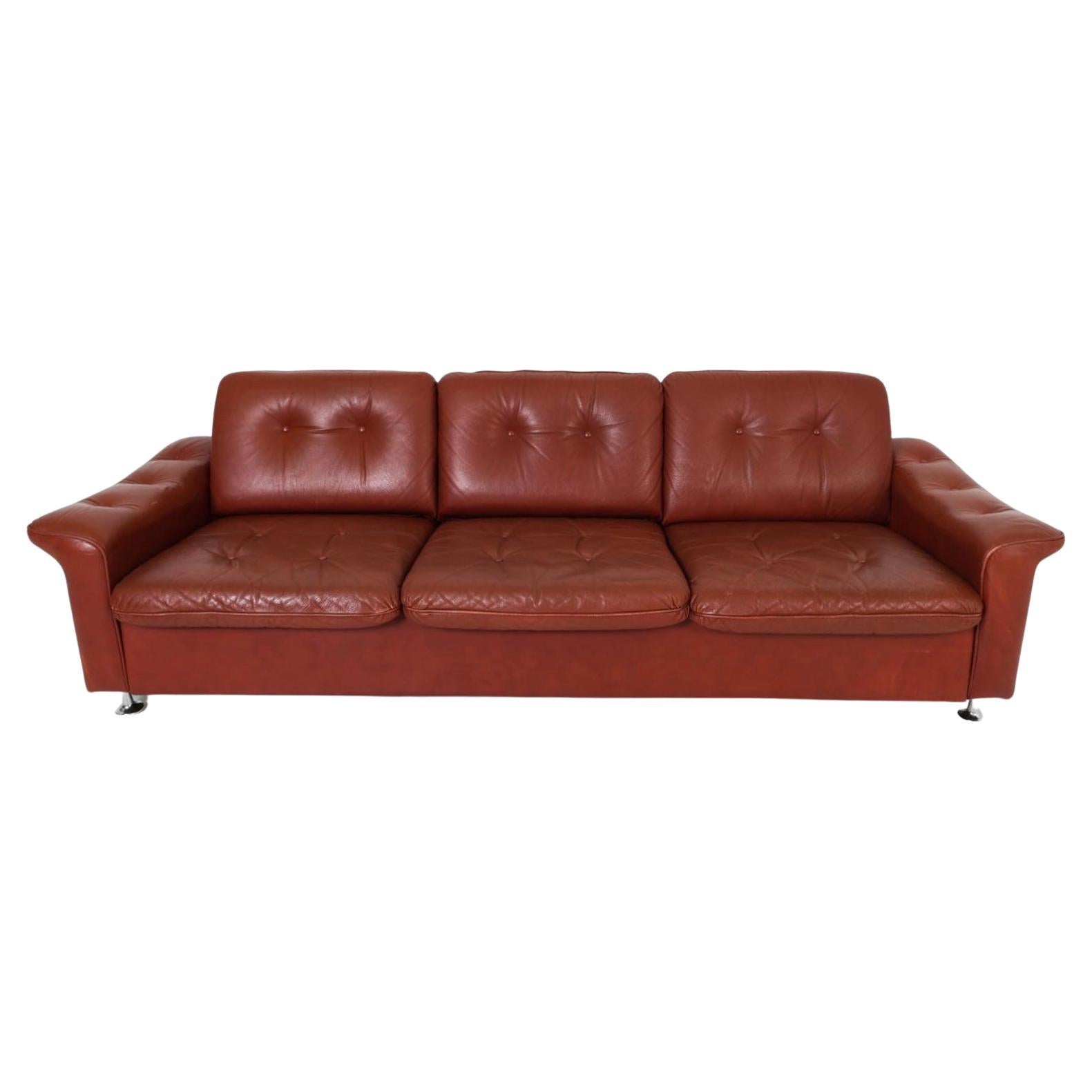 Do sectional couches come apart?
