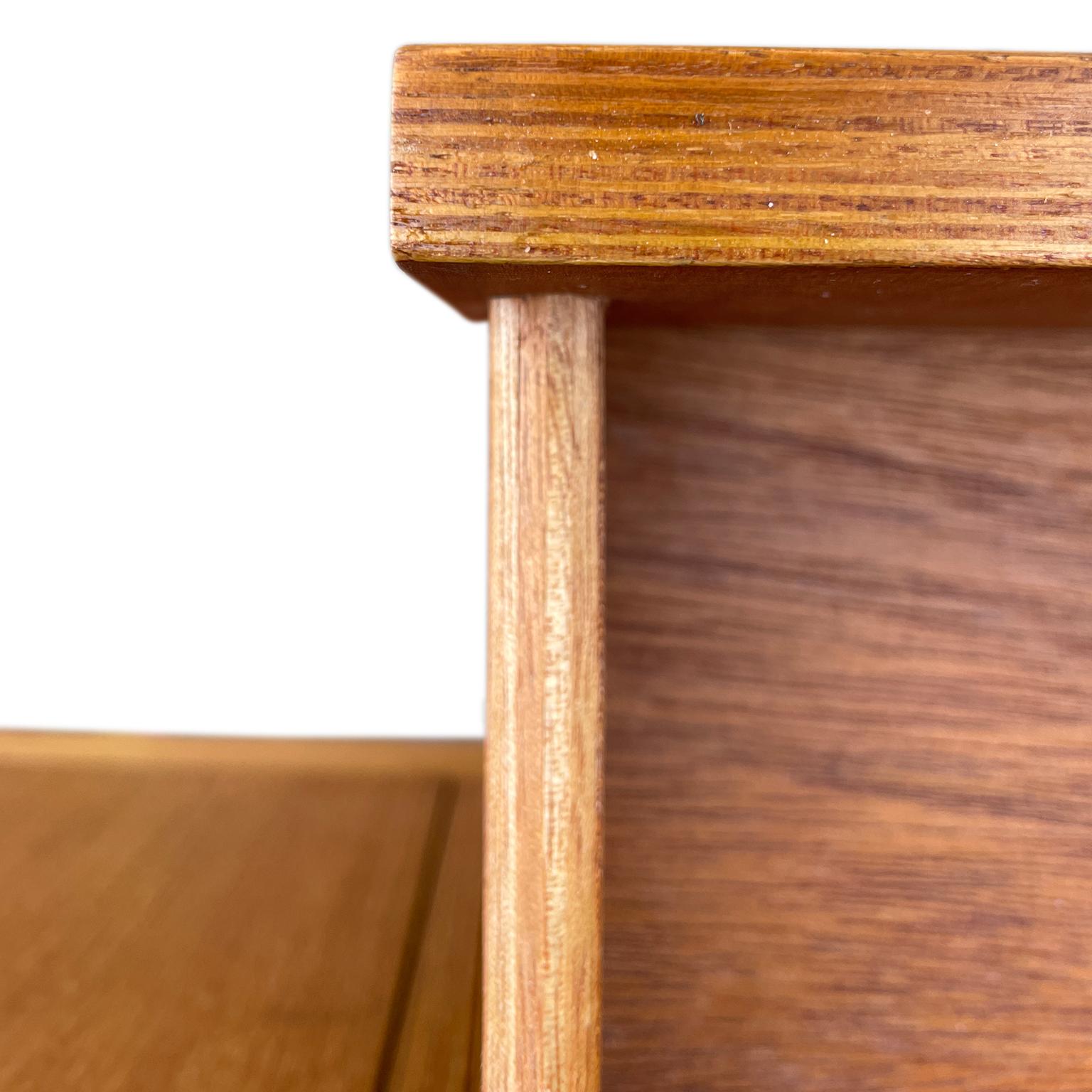 Mid Century Scandinavian Modern Teak Low 6 Drawer Credenza Dresser In Good Condition In BROOKLYN, NY