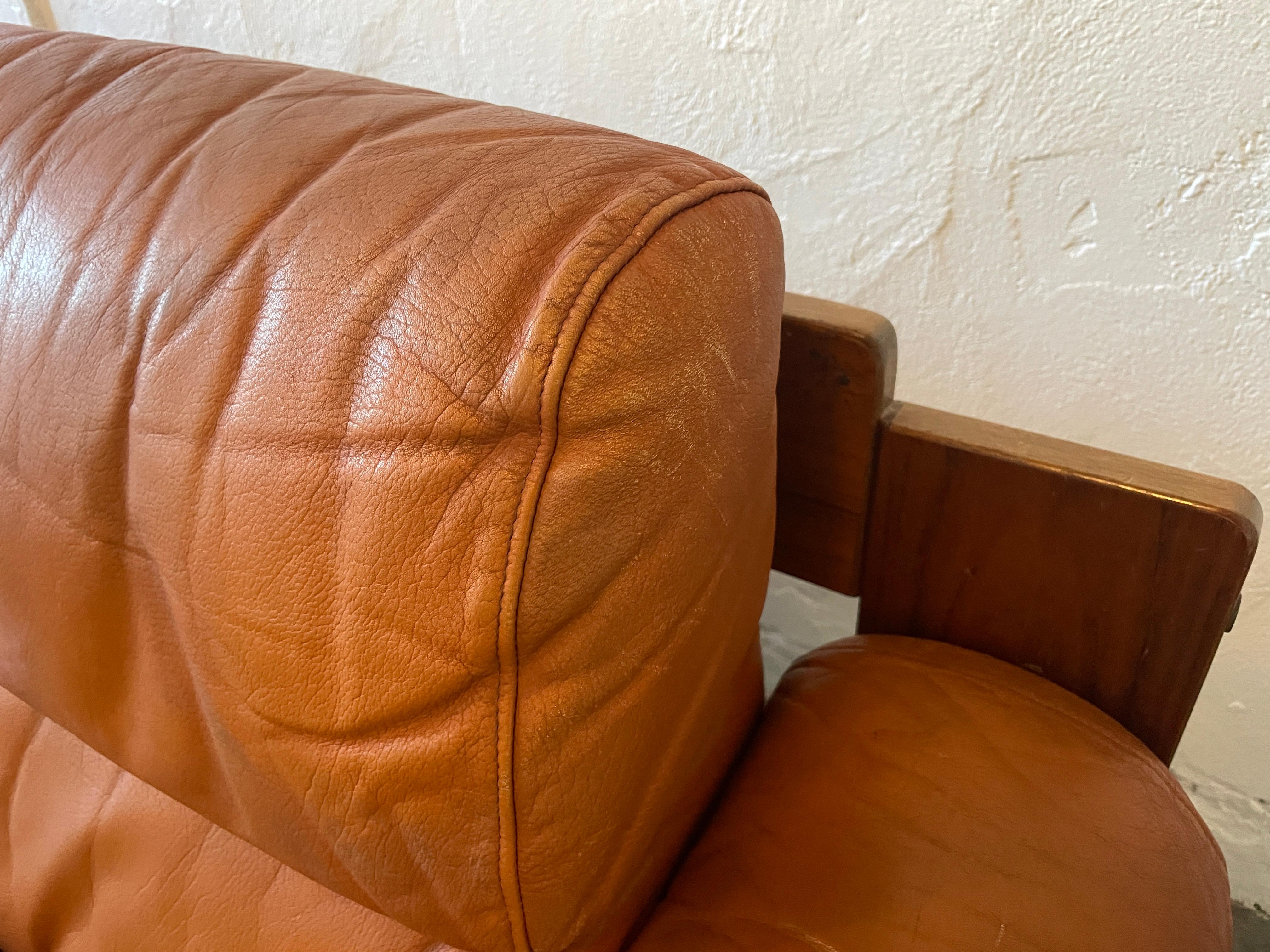 leather scandinavian sofa
