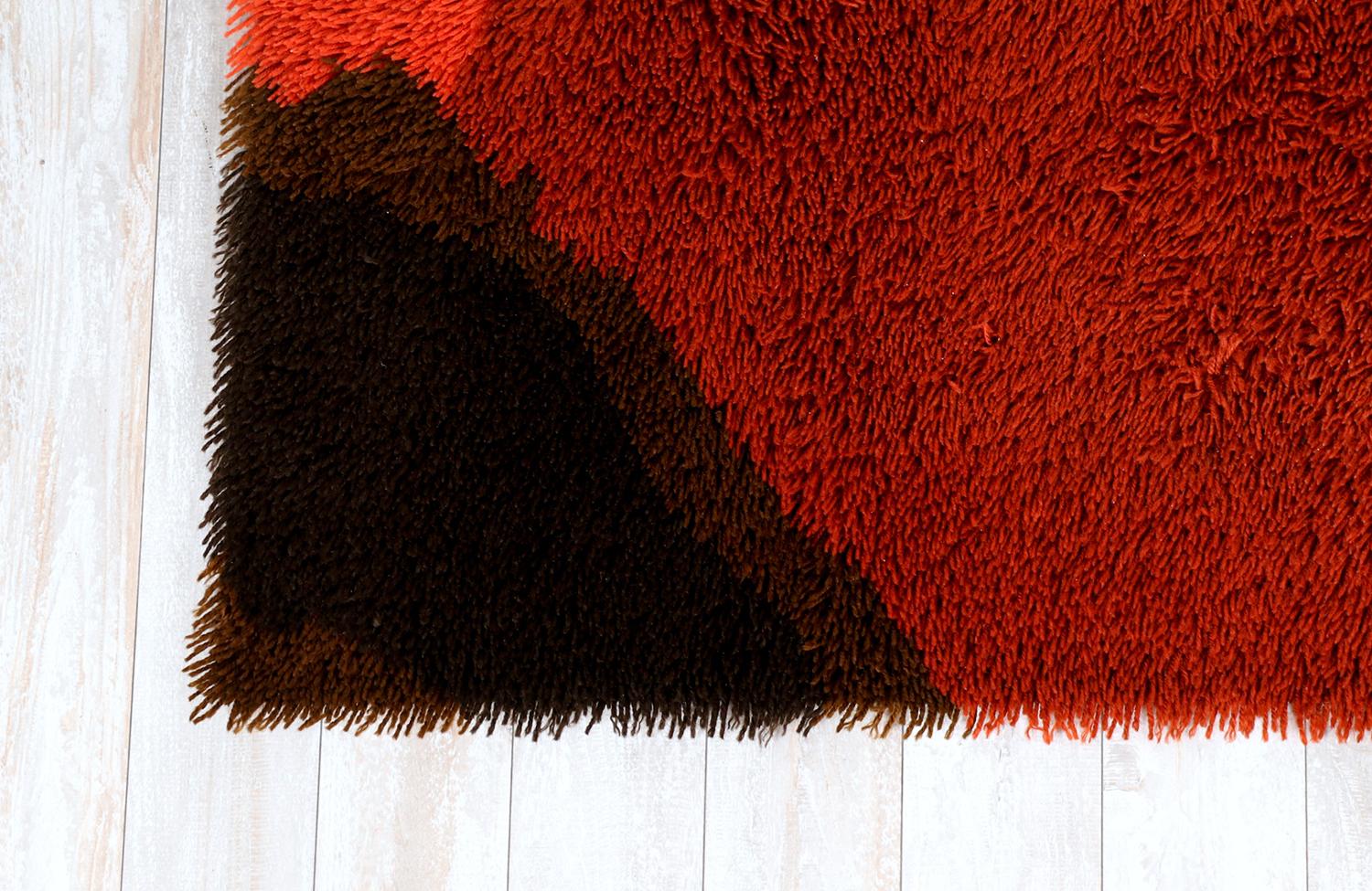 Skandinavische Mitte des Jahrhunderts Moderner Teppich aus Wolle Modern Teppich im Zustand „Hervorragend“ im Angebot in Los Angeles, CA