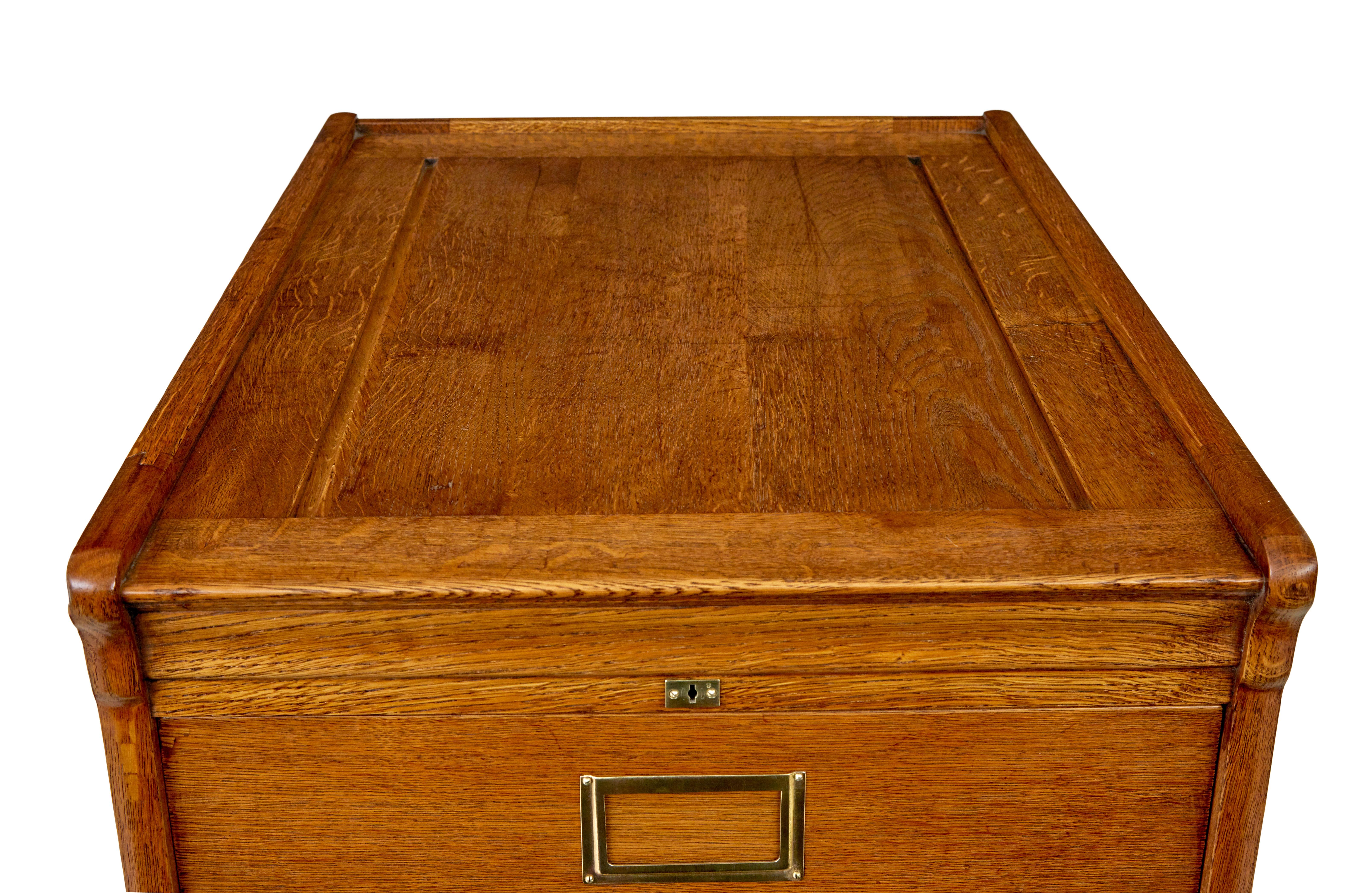 XX secolo Cartella scandinava di metà secolo in Oak in vendita