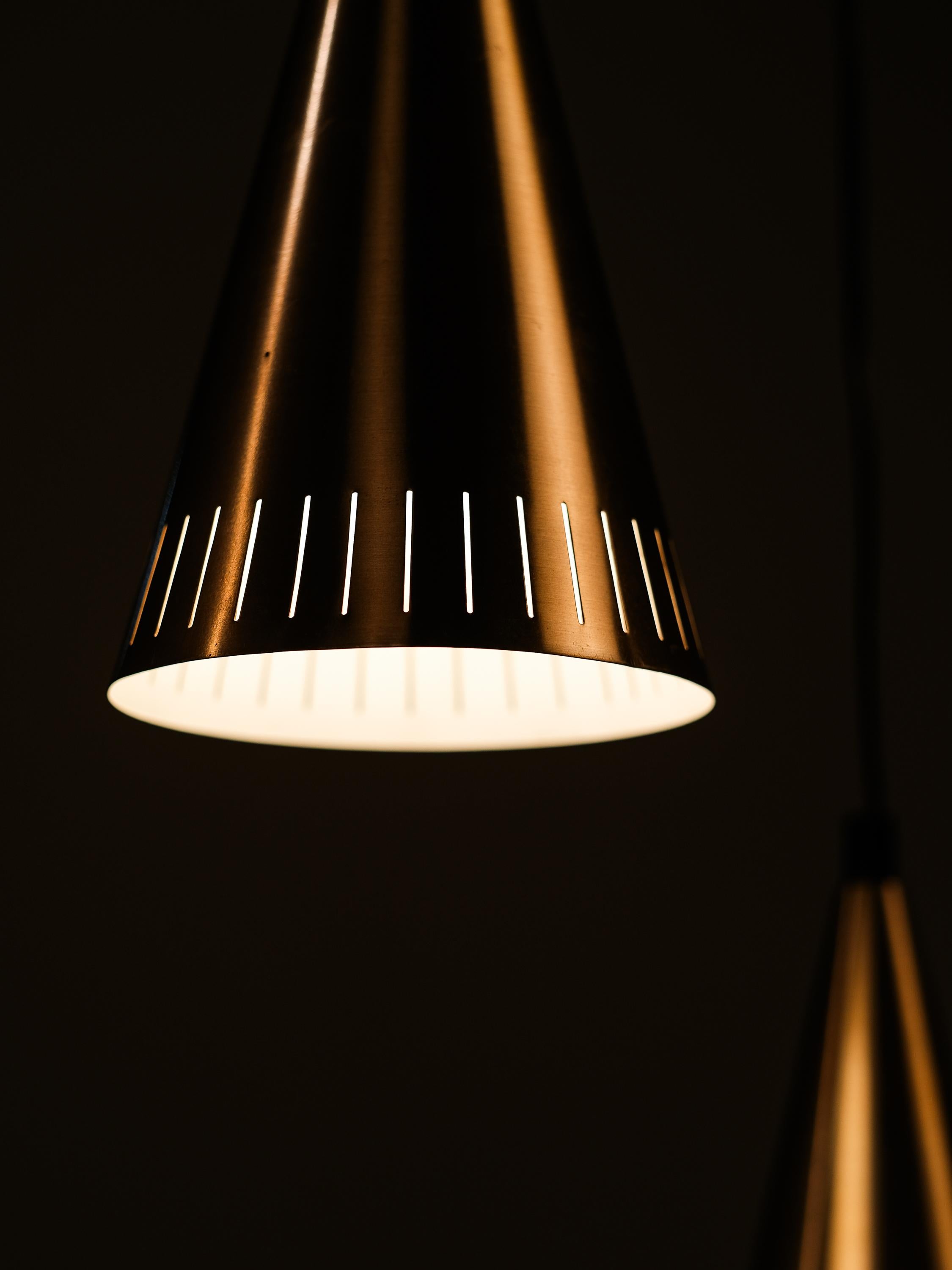 Lampada a sospensione scandinava di metà secolo in vendita 3