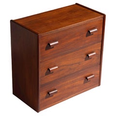 Commodes e cassettiere in Wood