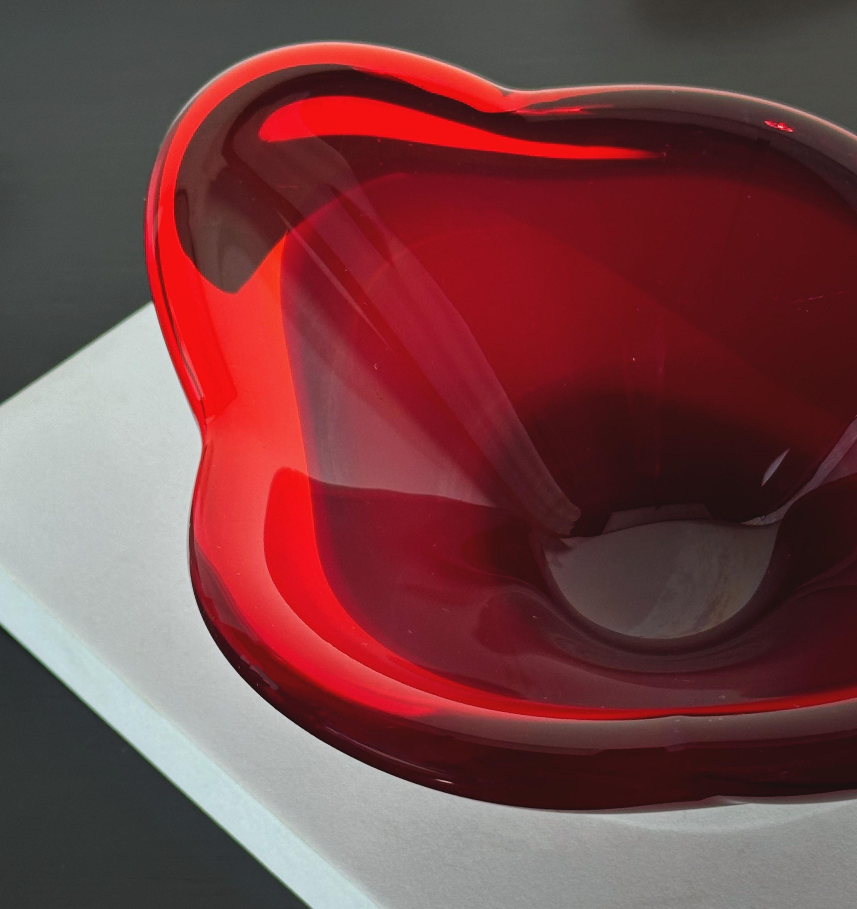 Mid-Century, Ruby Red, Glass Dish attributed to Flygfors, Sweden In Good Condition In Glasgow, GB