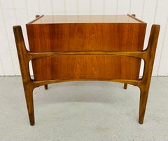 Mid-Century Scandinavian Sculptural William Hinn Walnut Nightstand