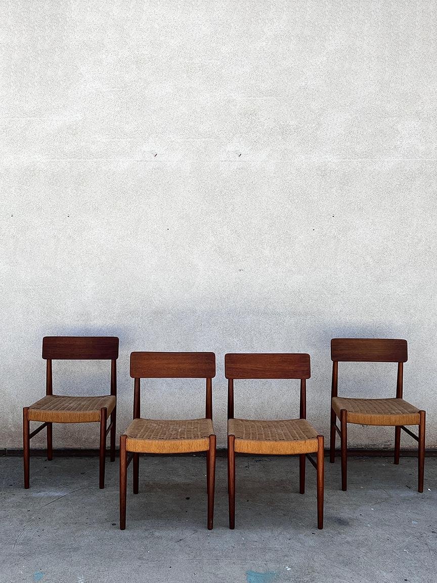 Set di 4 sedie da pranzo scandinave del metà del secolo scorso di Niels O Moller con sedute in corda in vendita 9