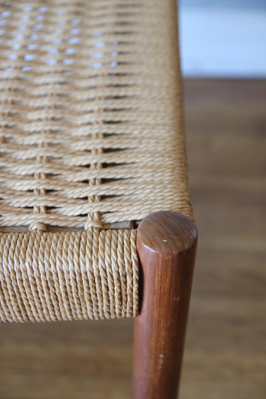 Set di 4 sedie da pranzo scandinave del metà del secolo scorso di Niels O Moller con sedute in corda in vendita 1
