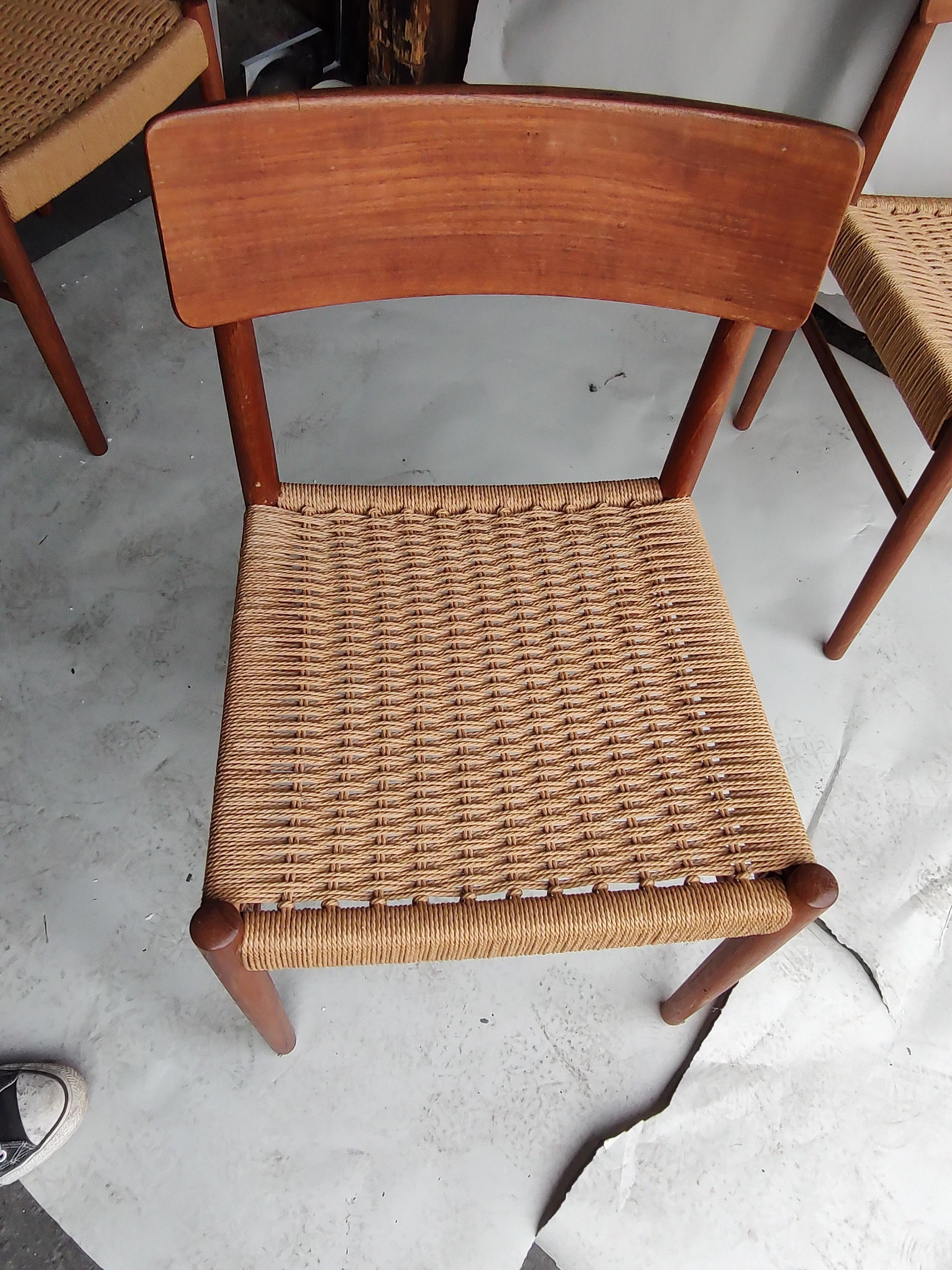 Hand-Crafted Mid Century Scandinavian Set of 6 Dining Chairs by Niels O Moller w Rope Seats 