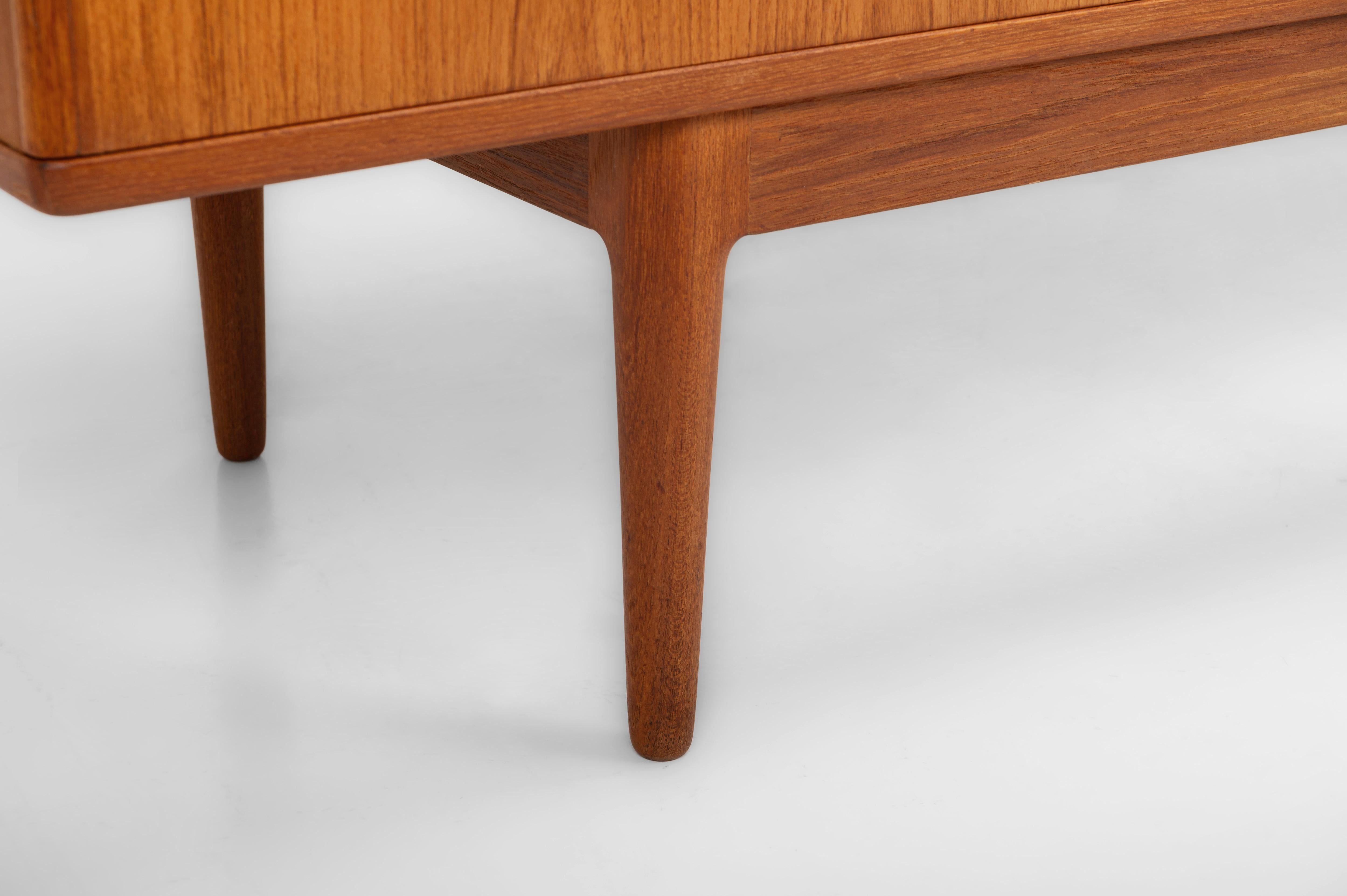 Metà XX secolo Credenza scandinava di metà secolo di Christian Linneberg, Danimarca, anni '60 in vendita