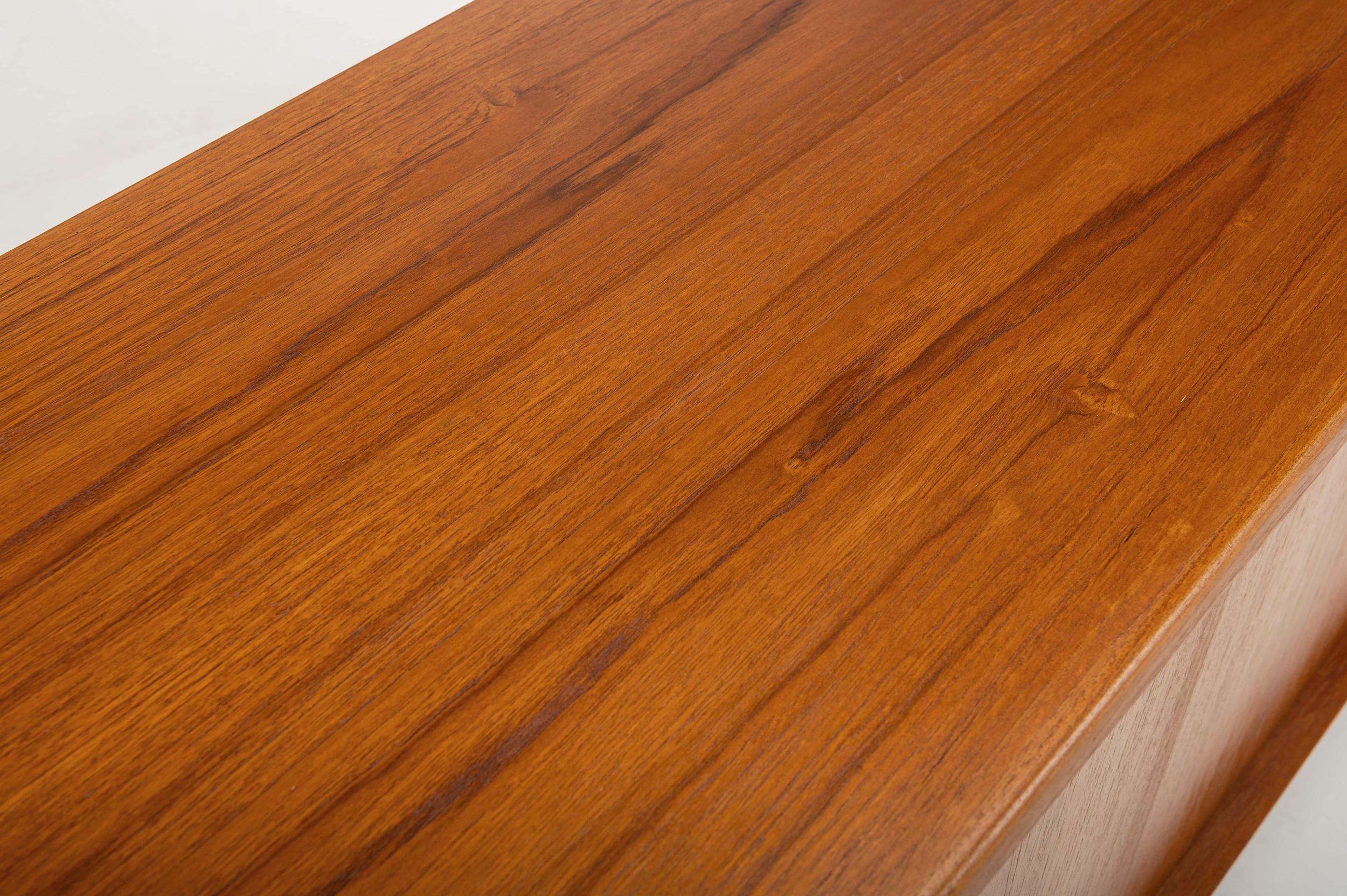 Credenza scandinava di metà secolo di Christian Linneberg, Danimarca, anni '60 in vendita 1