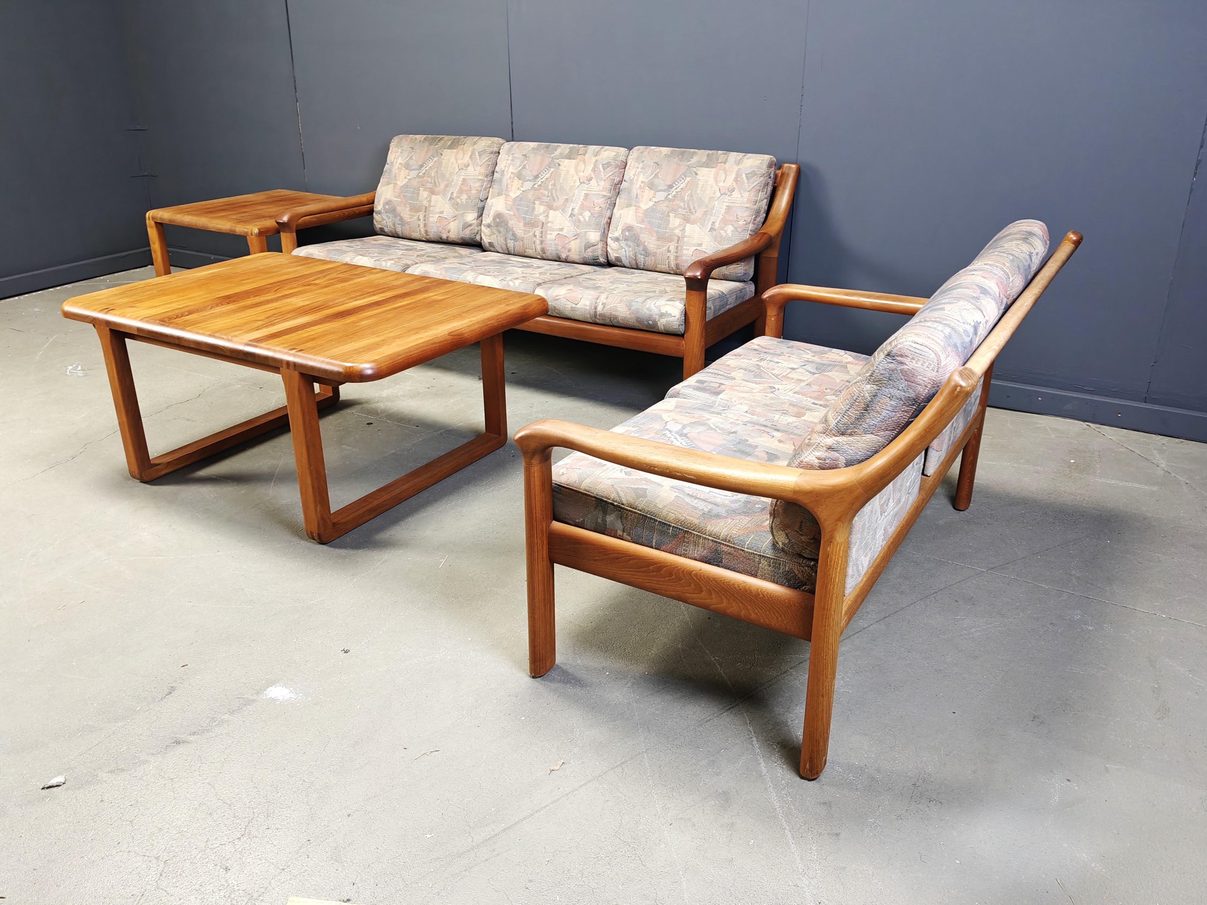 Ensemble de canapés scandinaves du milieu du siècle, 1970 Bon état - En vente à Leuven, Vlaams Gewest