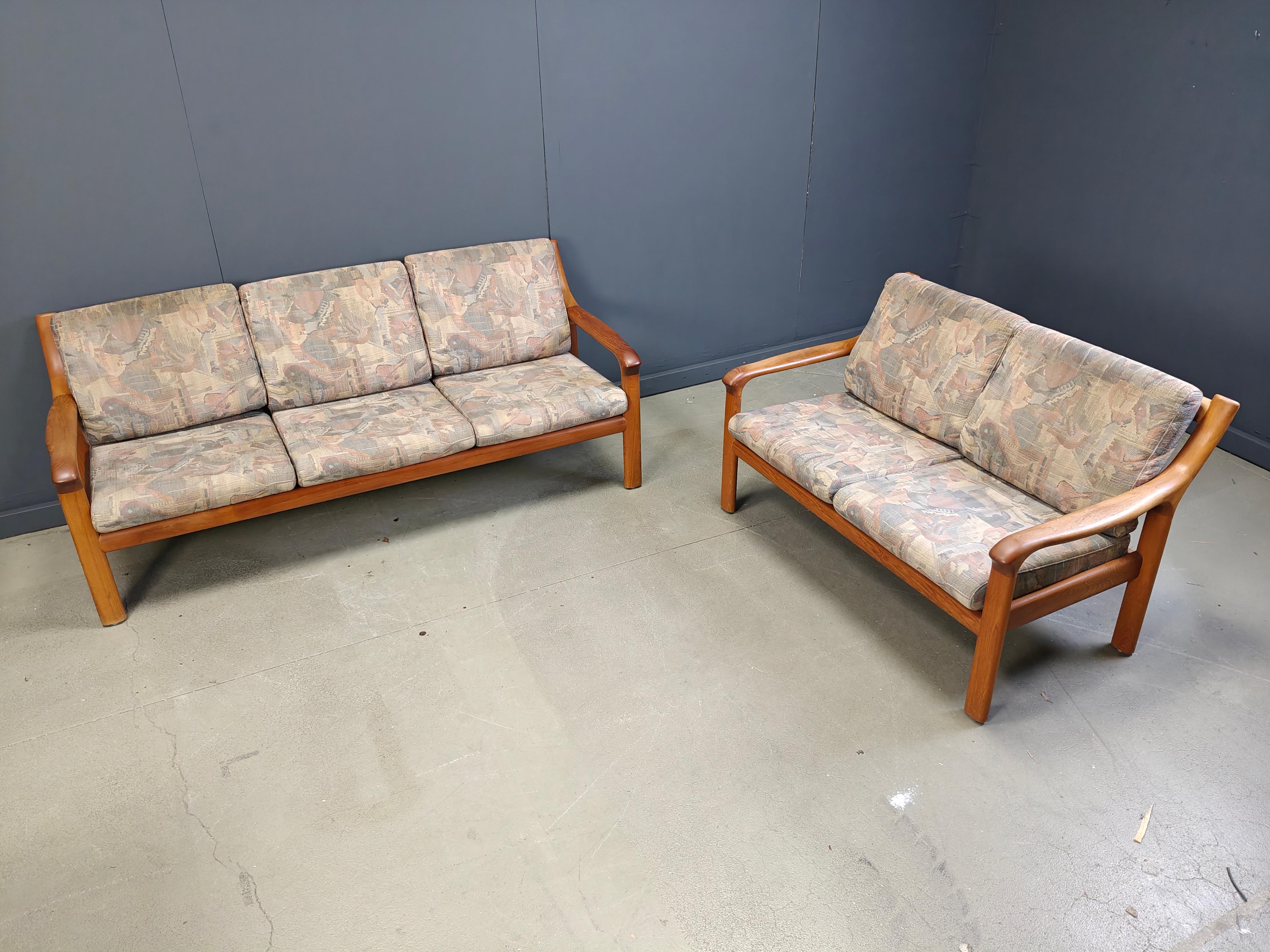 Tissu Ensemble de canapés scandinaves du milieu du siècle, 1970 en vente