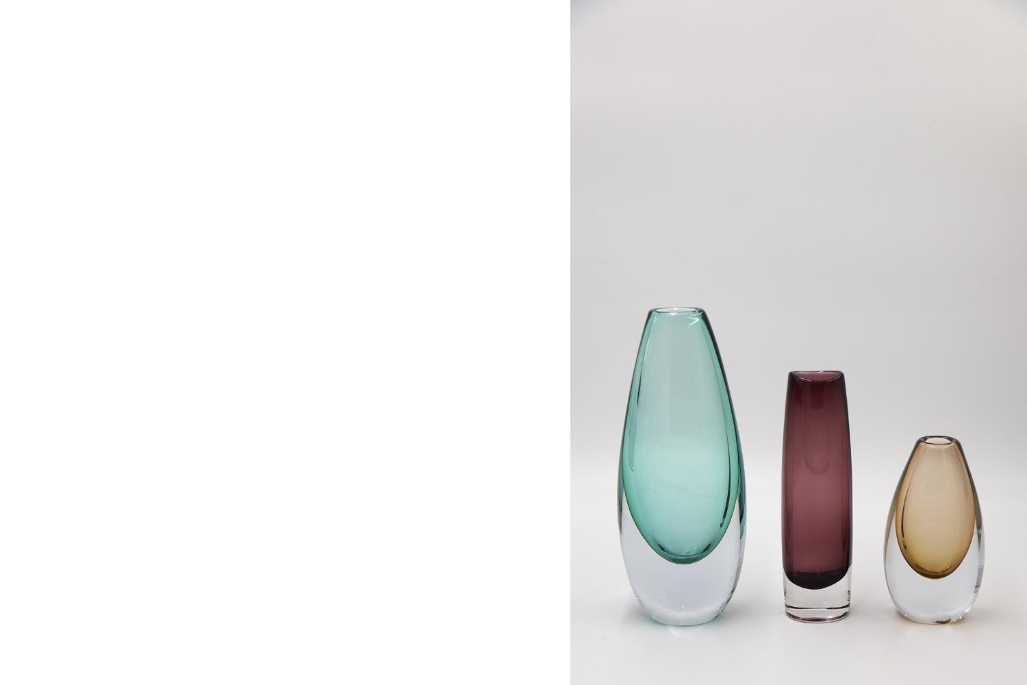 Mid-20th Century Vintage Mid-Century Modern Scandinavian Sommerso Plum Art Glass Vase, 1950s For Sale