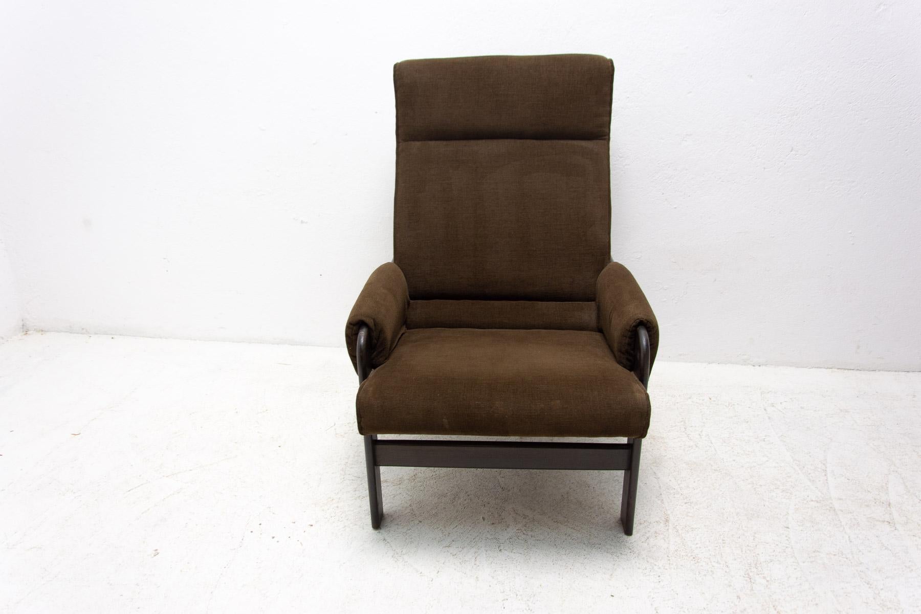 Mid-Century Scandinavian Style Armchairs, 1970's For Sale 3