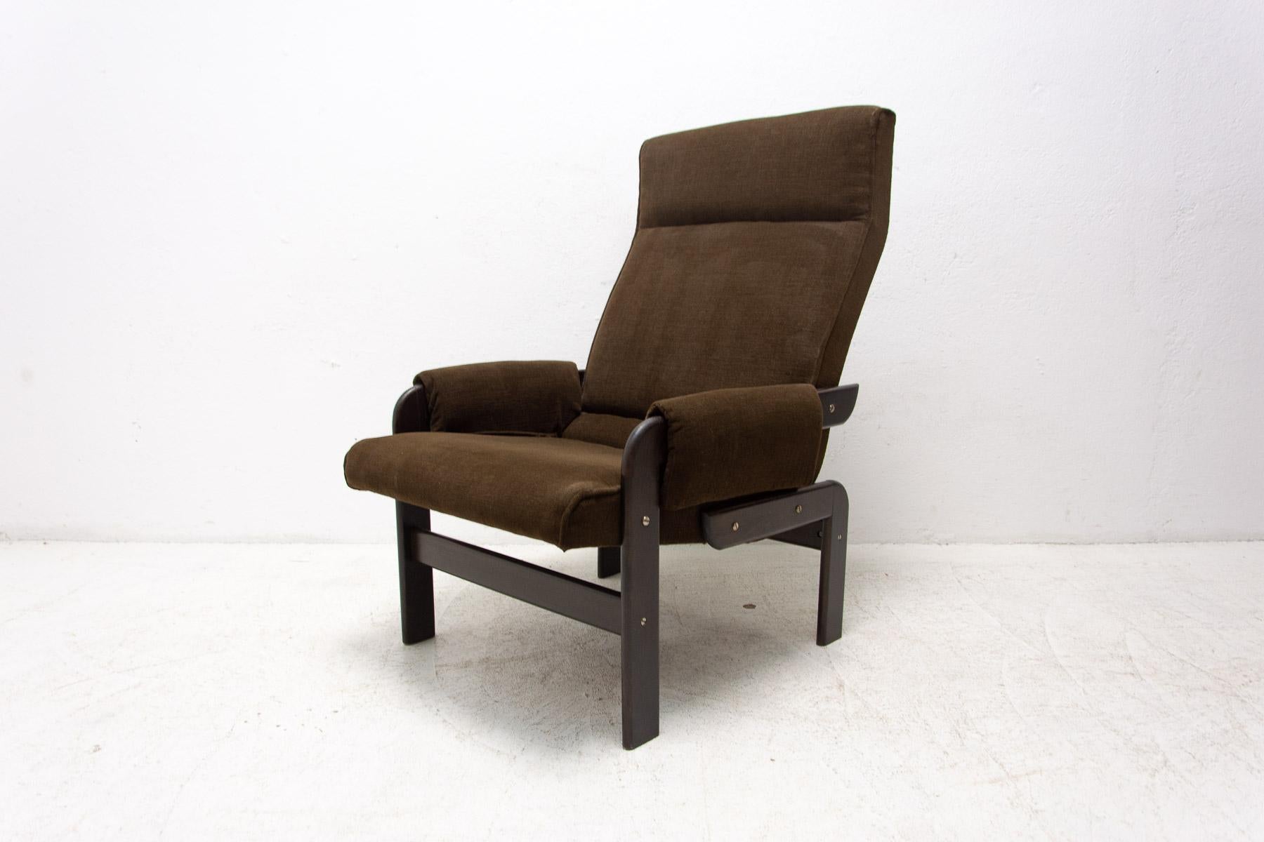 Mid-Century Scandinavian Style Armchairs, 1970's For Sale 5