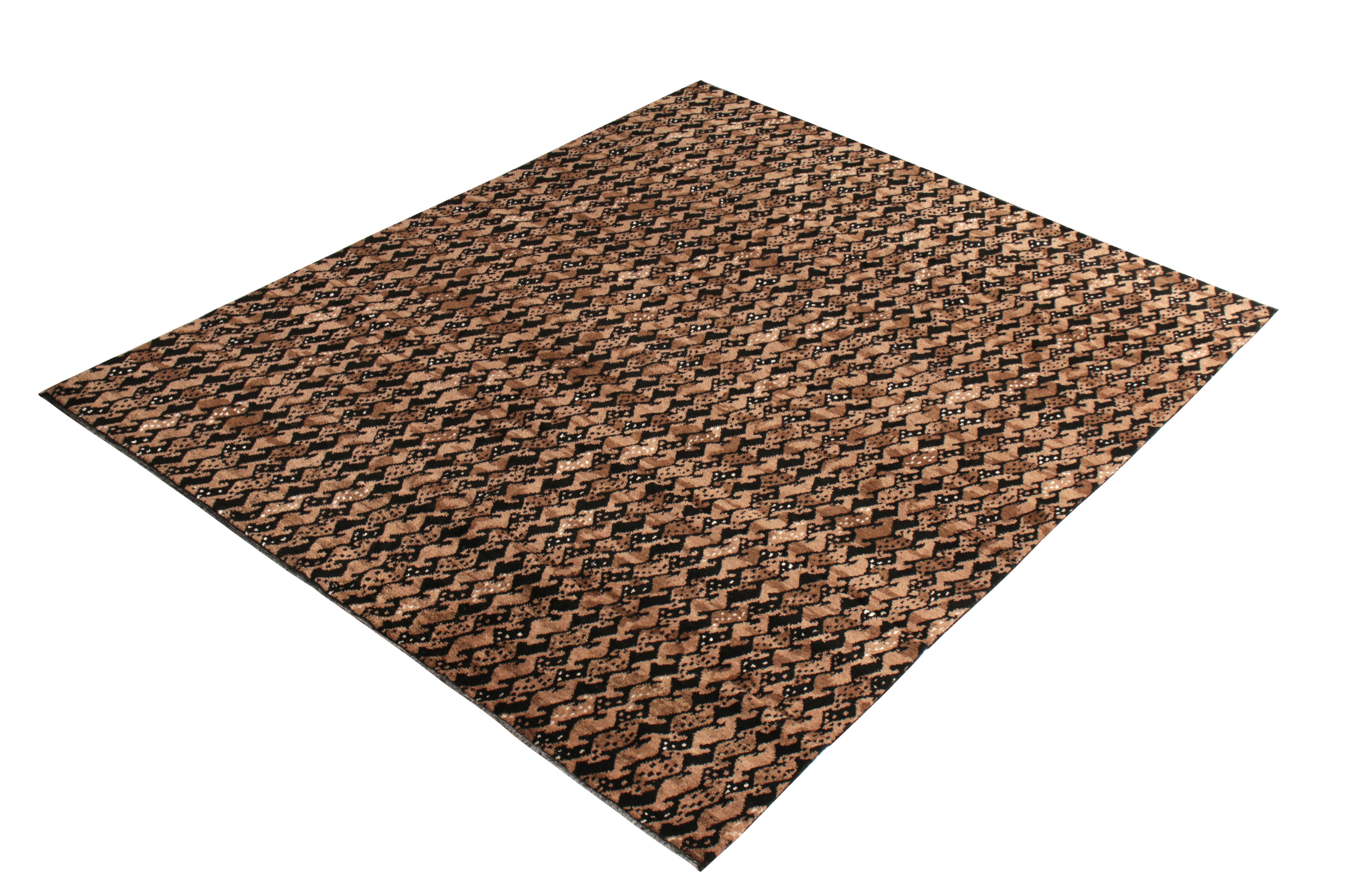 Noué à la main dans des poils de laine durables et doux, ce tapis moderne 8×10 fait partie des derniers ajouts à la collection scandinave de Rug & Kilim, une célébration du modernisme suédois avec une nouvelle géométrie à grande échelle et des