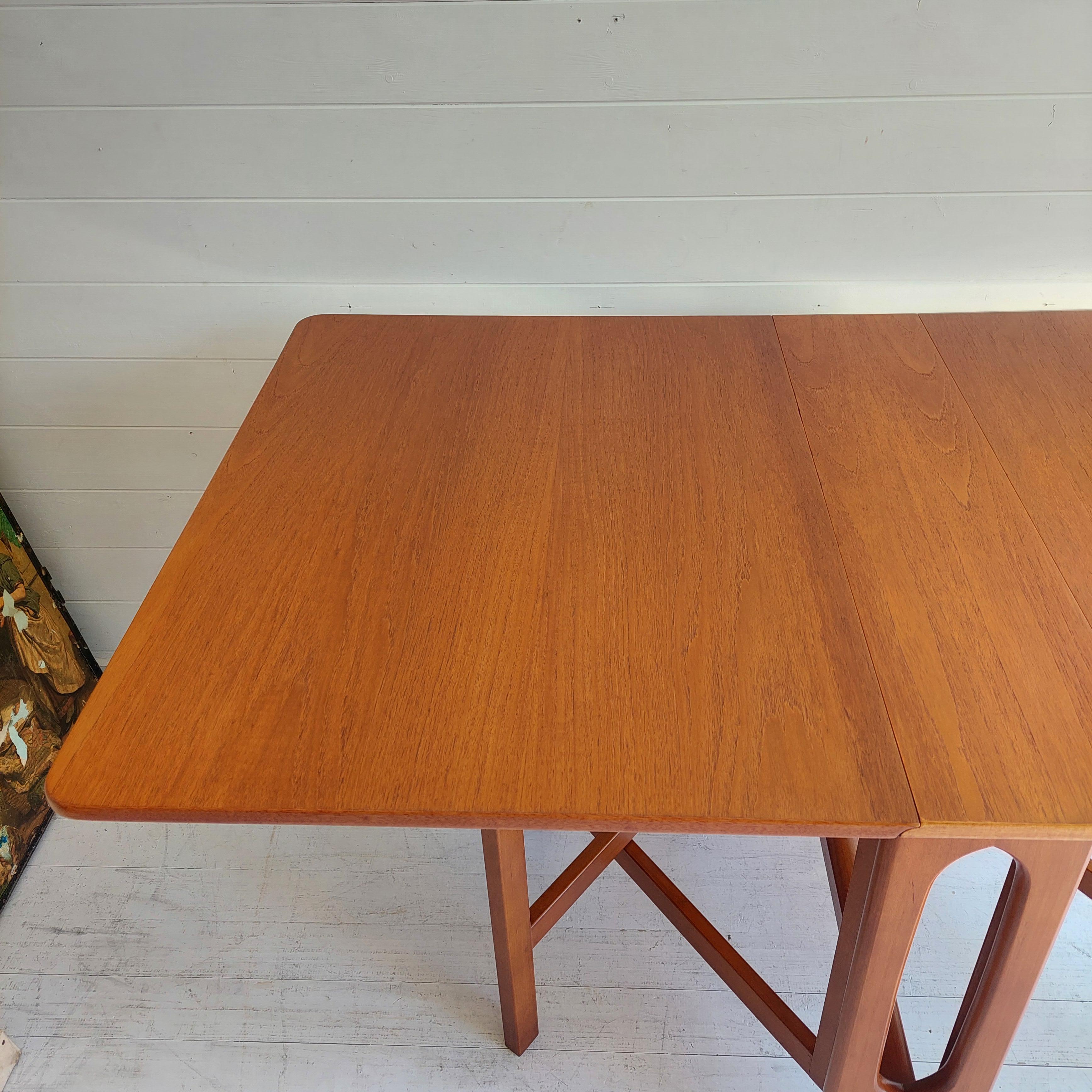 Mid Century Scandinavian Style Teak Drop Leaf Gate Leg Table By Jentique , 1960s 7
