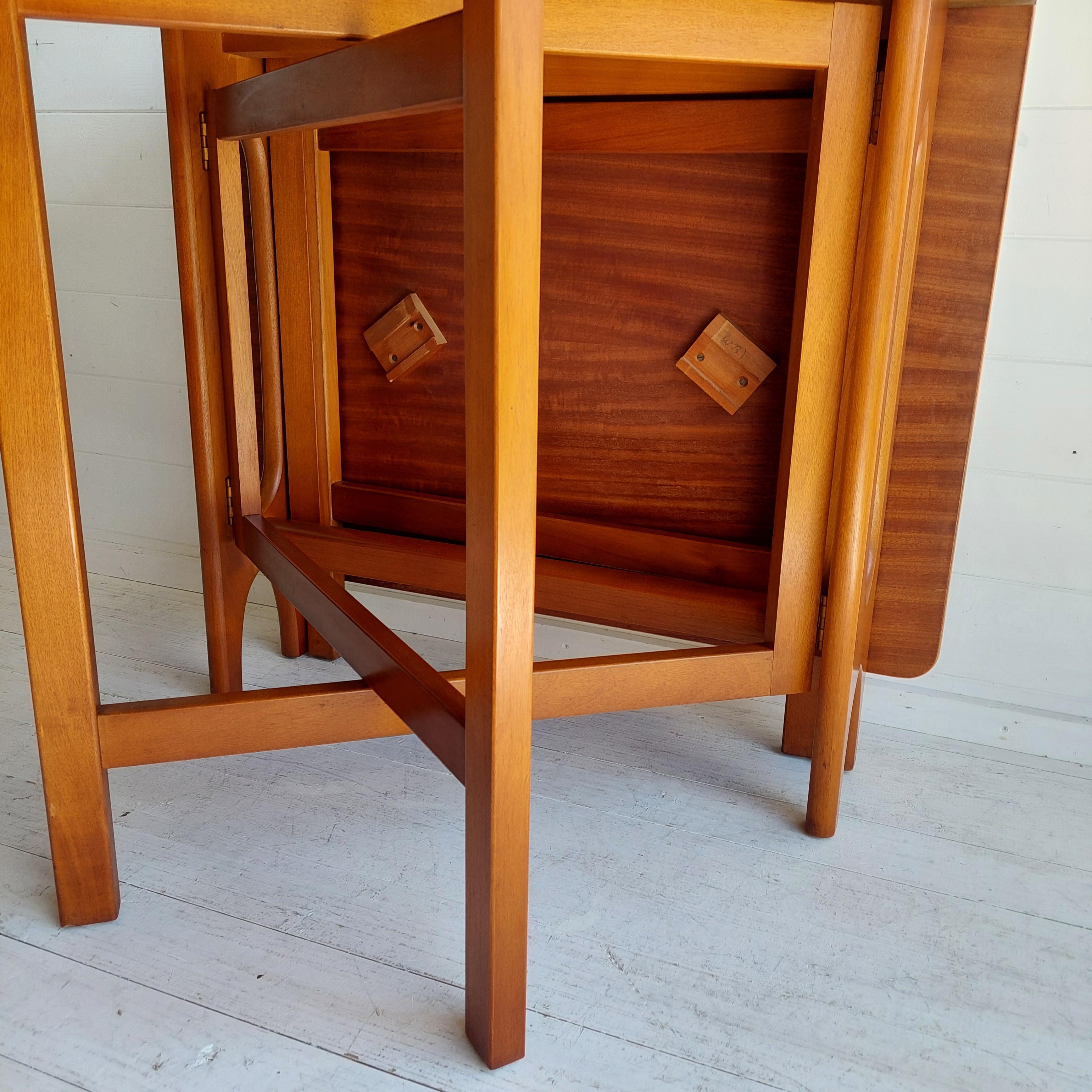 Mid Century Scandinavian Style Teak Drop Leaf Gate Leg Table By Jentique , 1960s 2