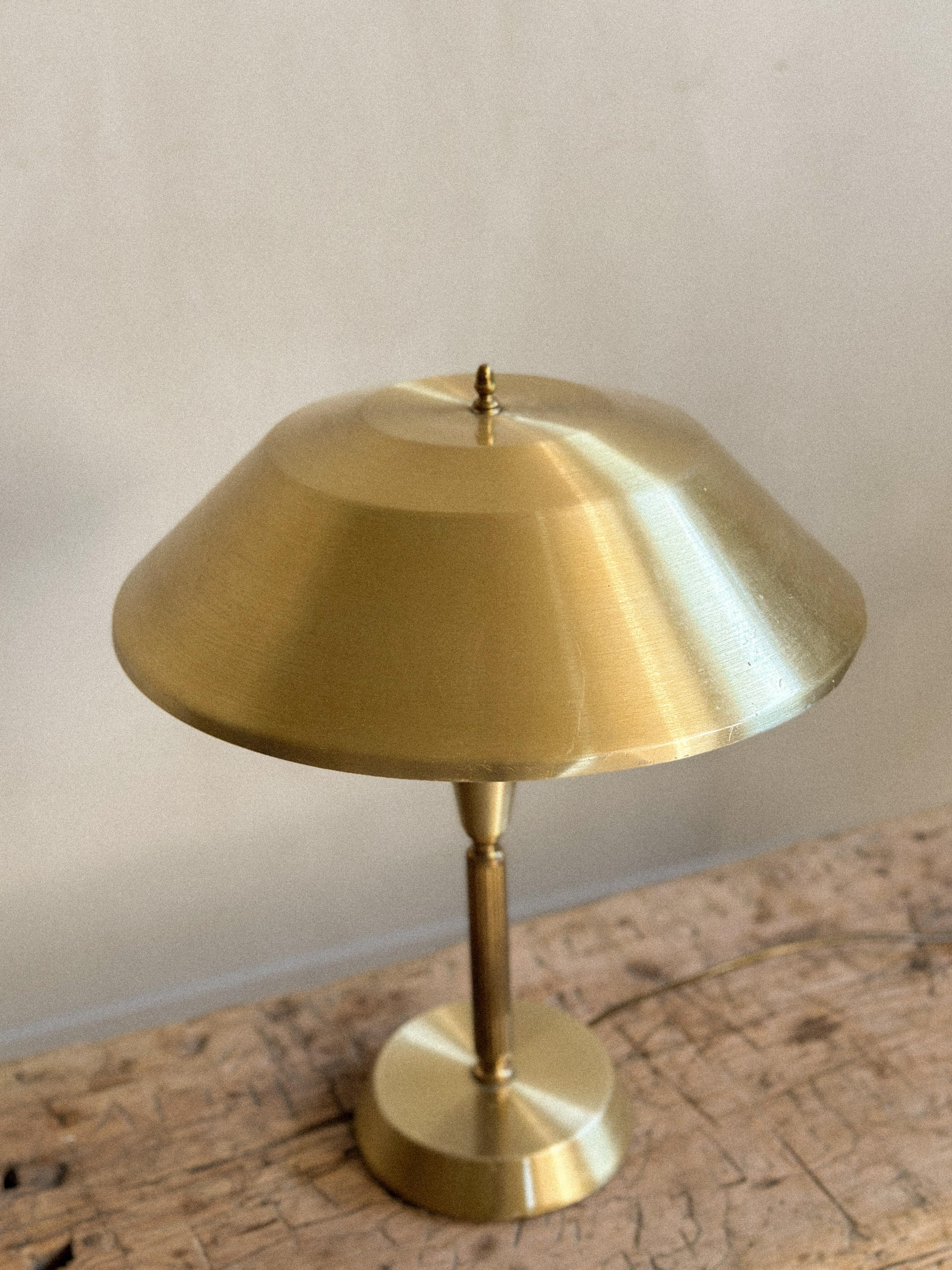 Mid-Century Scandinavian Table Lamp in Brass, 1960s For Sale 4