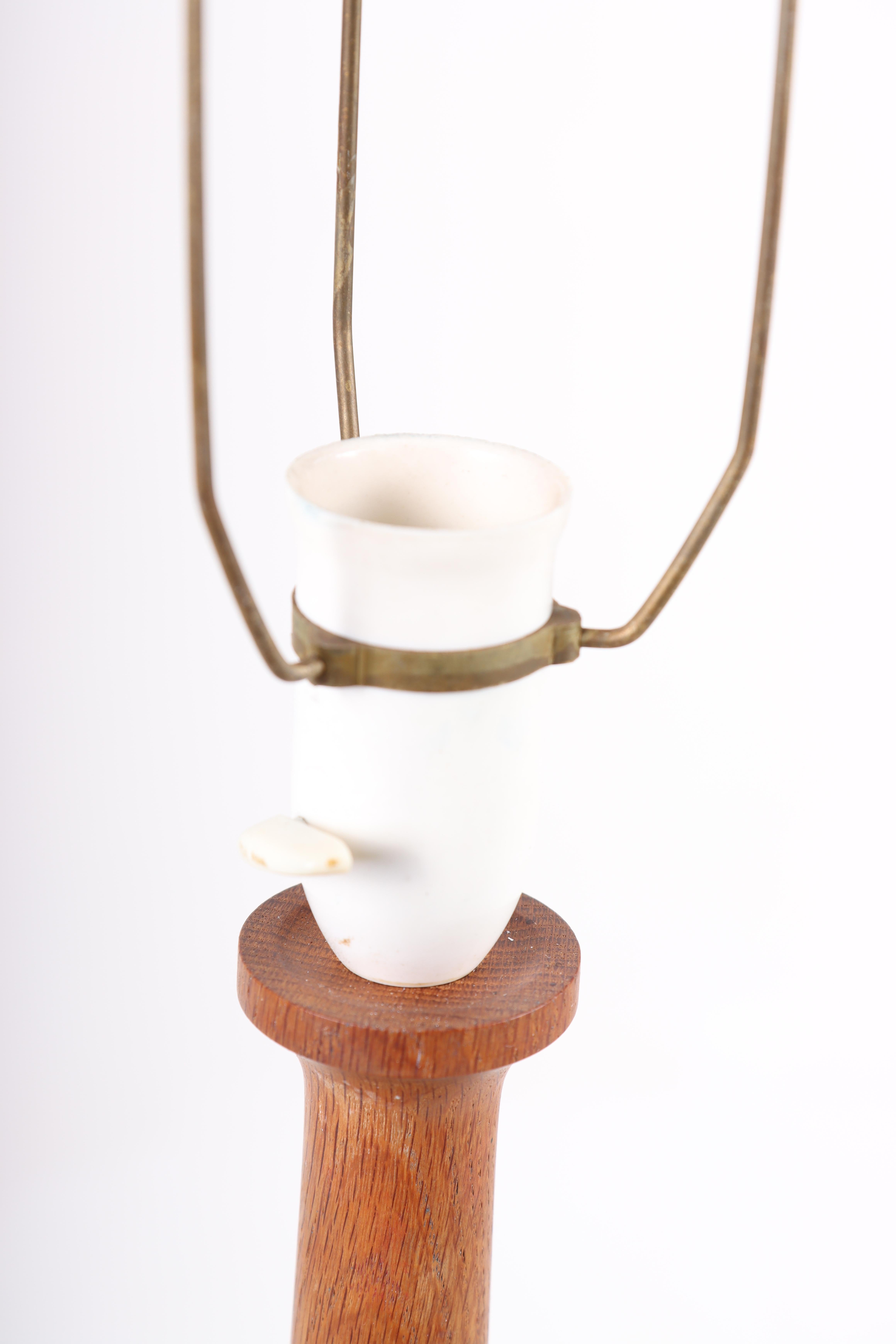 Scandinavian Modern Mid-Century Scandinavian Table Lamp in Solid Oak, Made in Denmark, 1960s For Sale