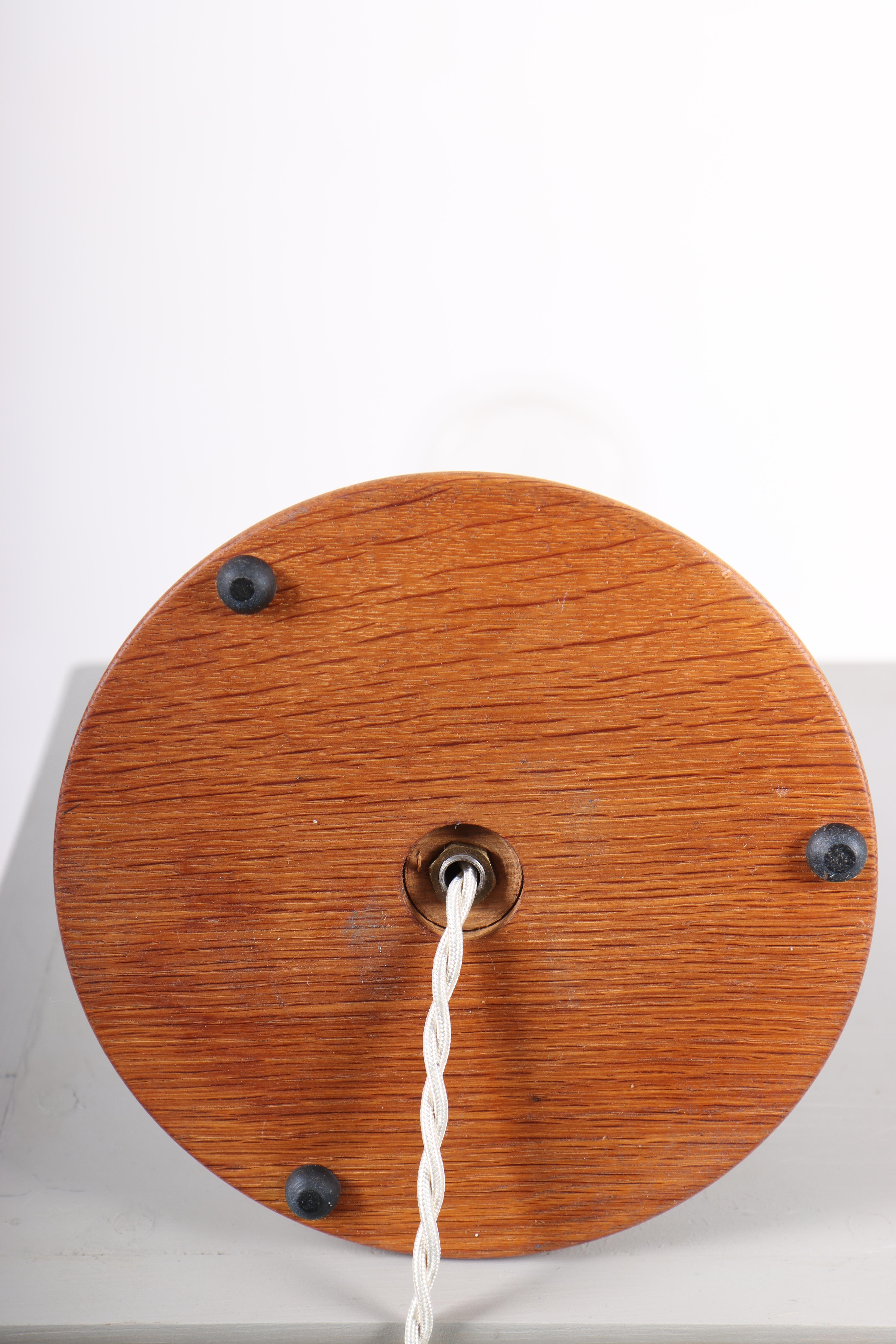 Mid-Century Scandinavian Table Lamp in Solid Oak, Made in Denmark, 1960s In Good Condition For Sale In Lejre, DK