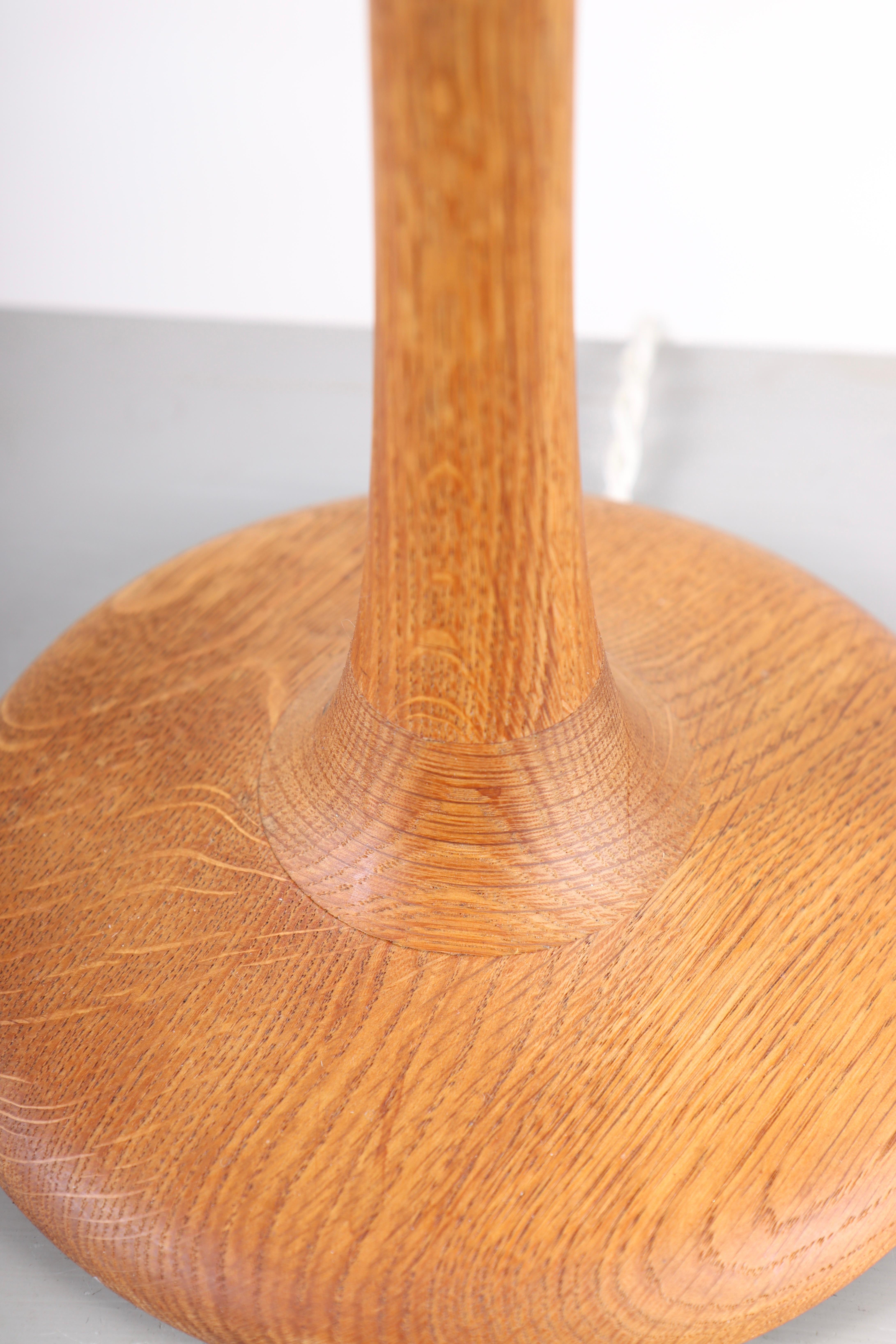 Danish Mid-Century Scandinavian Table Lamp in Solid Oak, Made in Denmark, 1960s For Sale