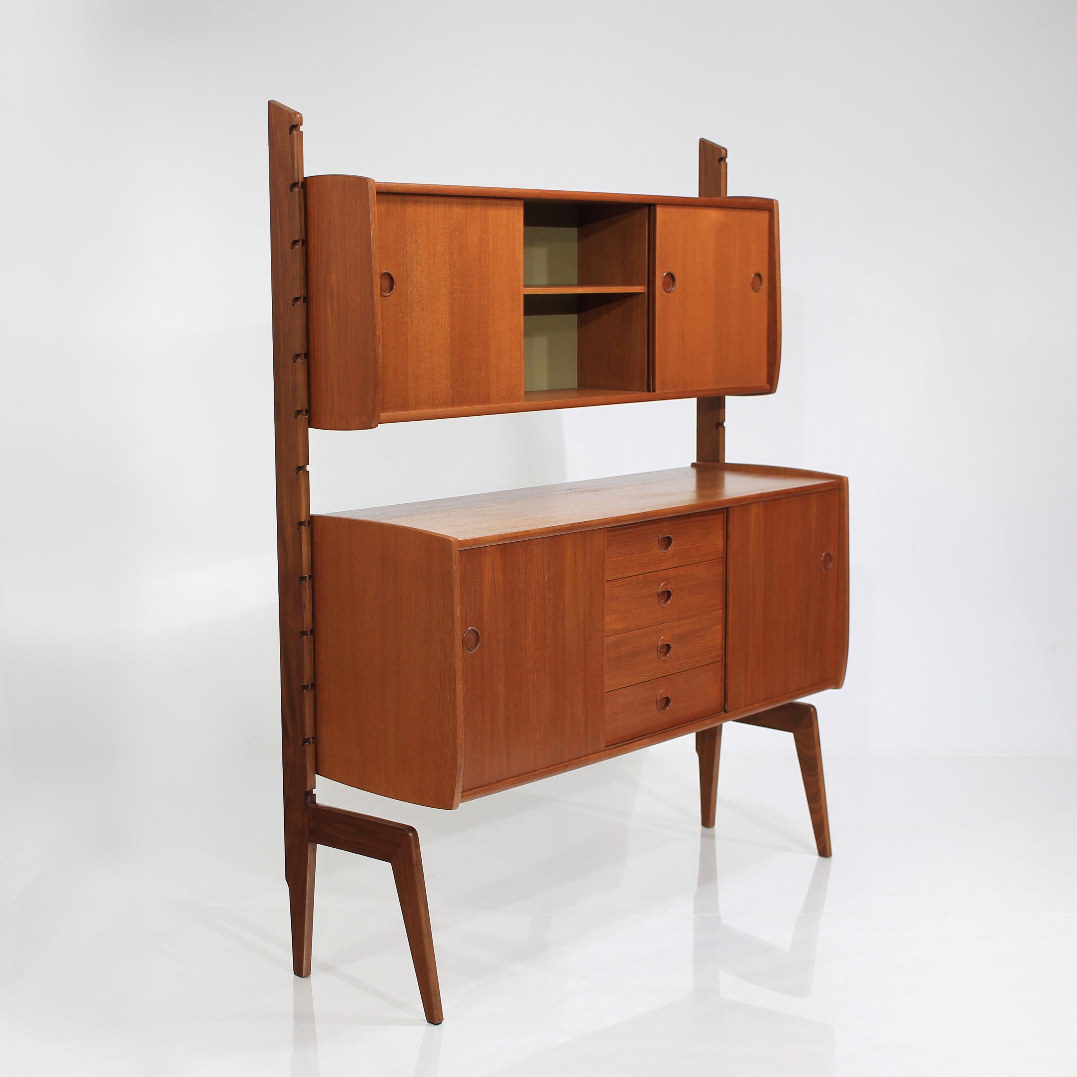 Mid Century Scandinavian Teak Bookcase In Good Condition In Ava, MO