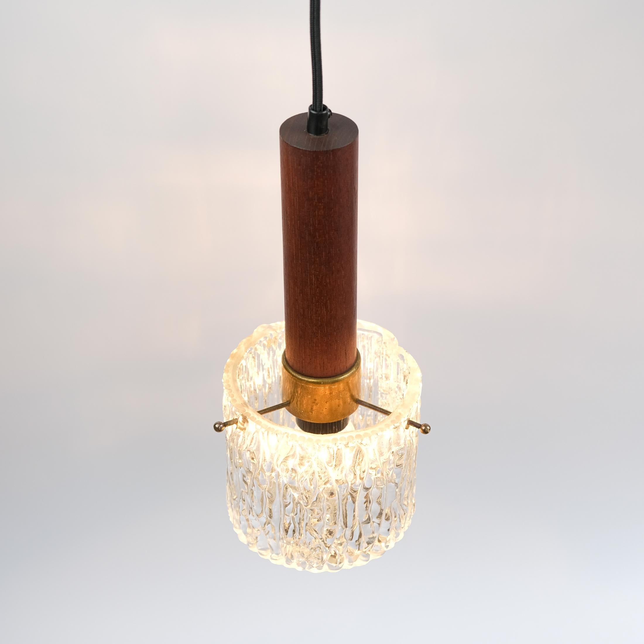 Mid-Century Scandinavian Teak, Brass & Textured Ice Glass Pendant Light, 1960s For Sale 3