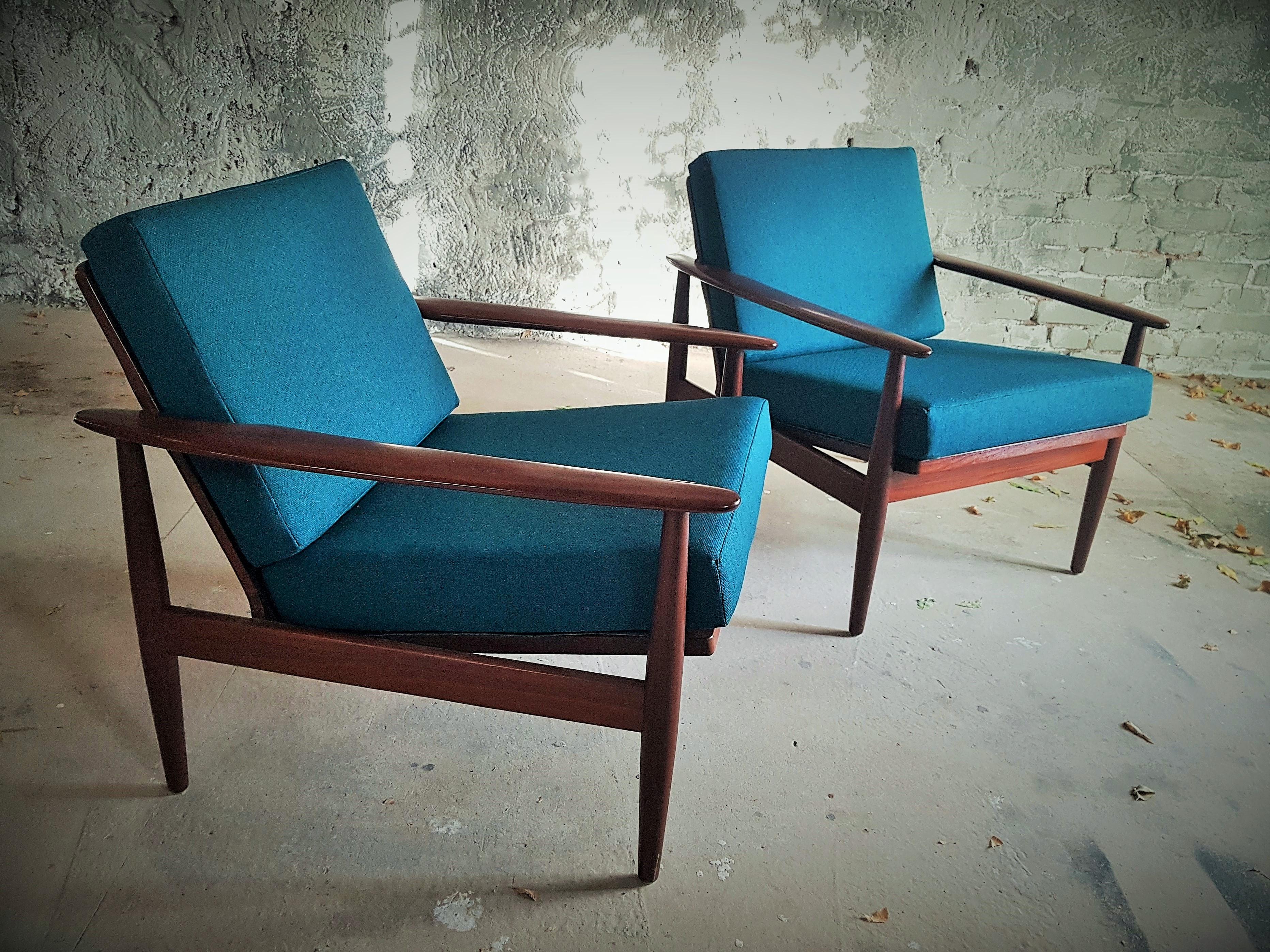 Pair of Mid-Century Scandinavian Teak Lounge Chair Armchair, Denmark, 1960 For Sale 1