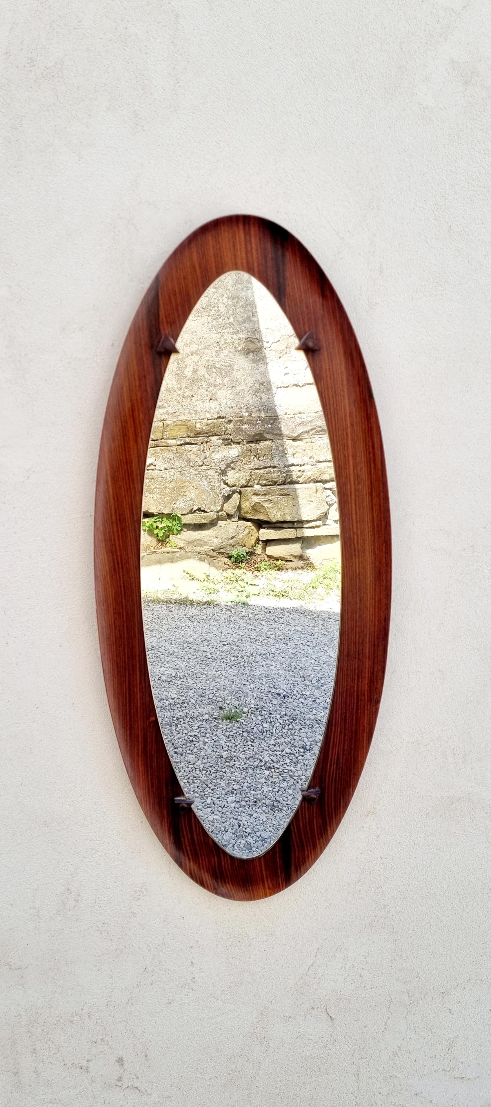 Specchio da parete in teak scandinavo di metà secolo, Danimarca anni '60 in vendita 4
