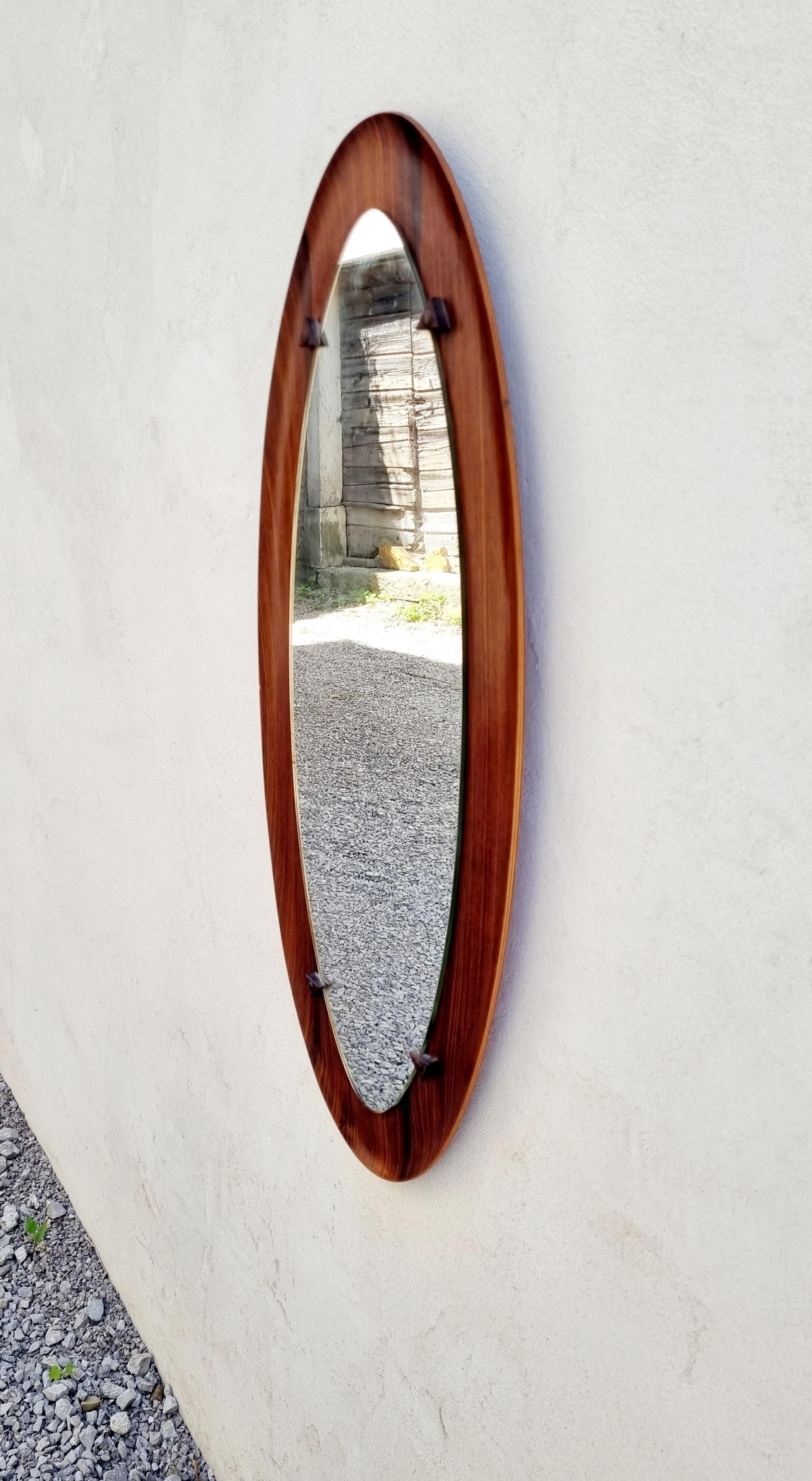 Specchio da parete in teak scandinavo di metà secolo, Danimarca anni '60 in vendita 3